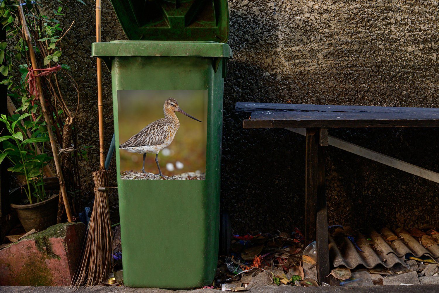 Uferschnepfe in St), Wandsticker Abfalbehälter Sticker, Mülltonne, blühenden Mülleimer-aufkleber, MuchoWow Landschaft einer (1 Container,