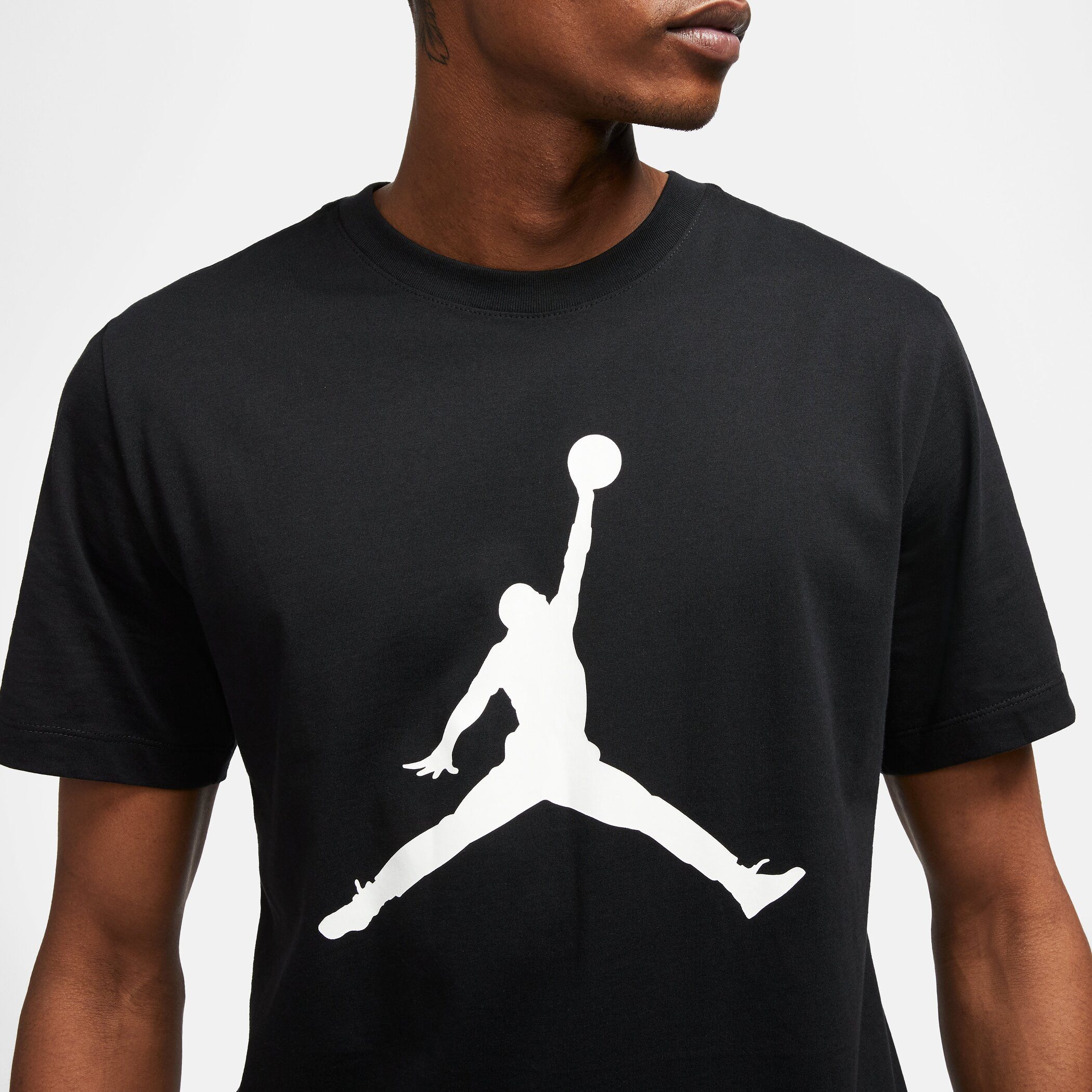 Jordan Trainingsshirt M J JUMPMAN SS CREW relaxte Passform, sportlicher Stil, aus Baumwolle