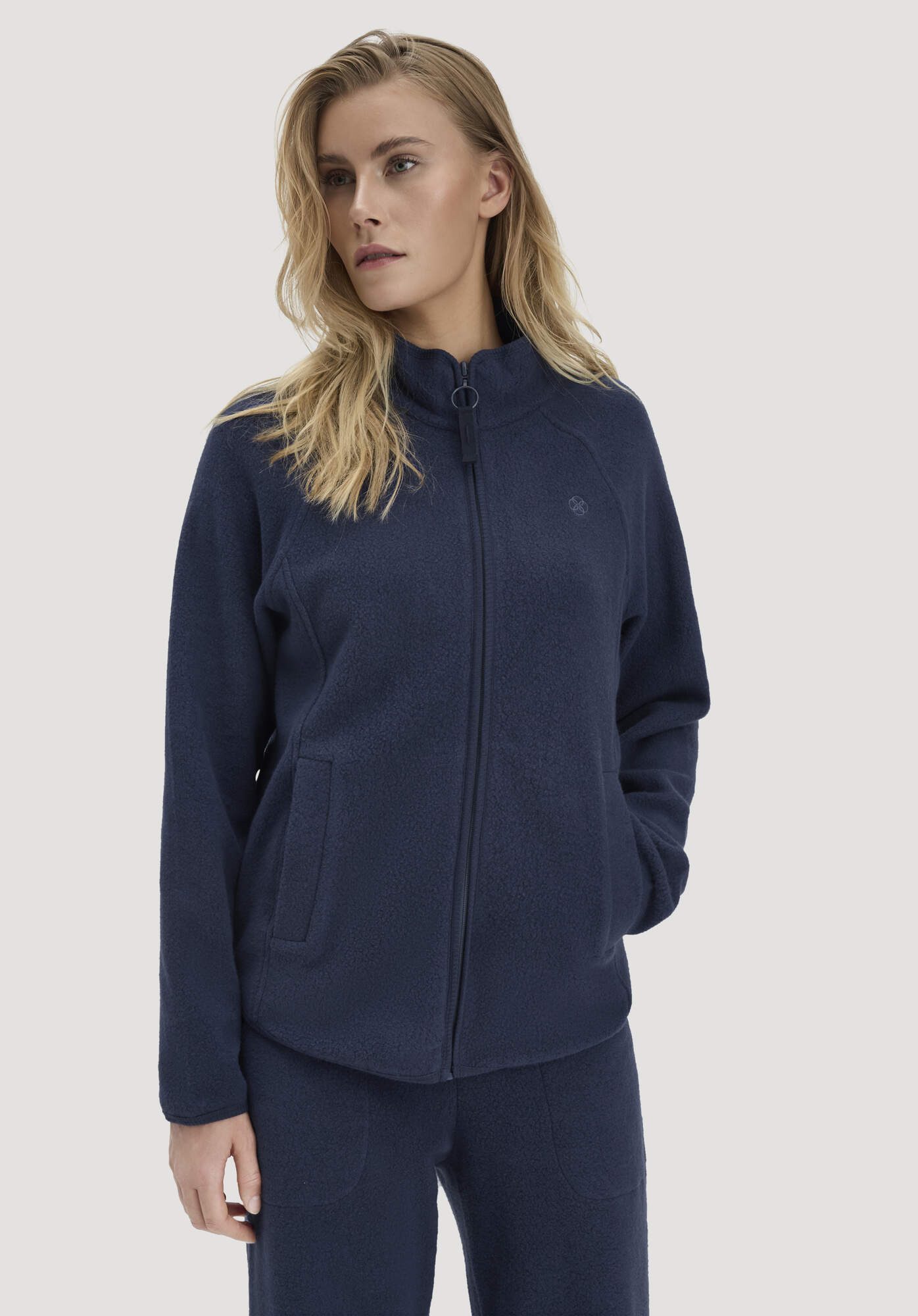 Hessnatur Fleecejacke Relaxed ACTIVE LIGHT aus Bio-Baumwolle (1-St)