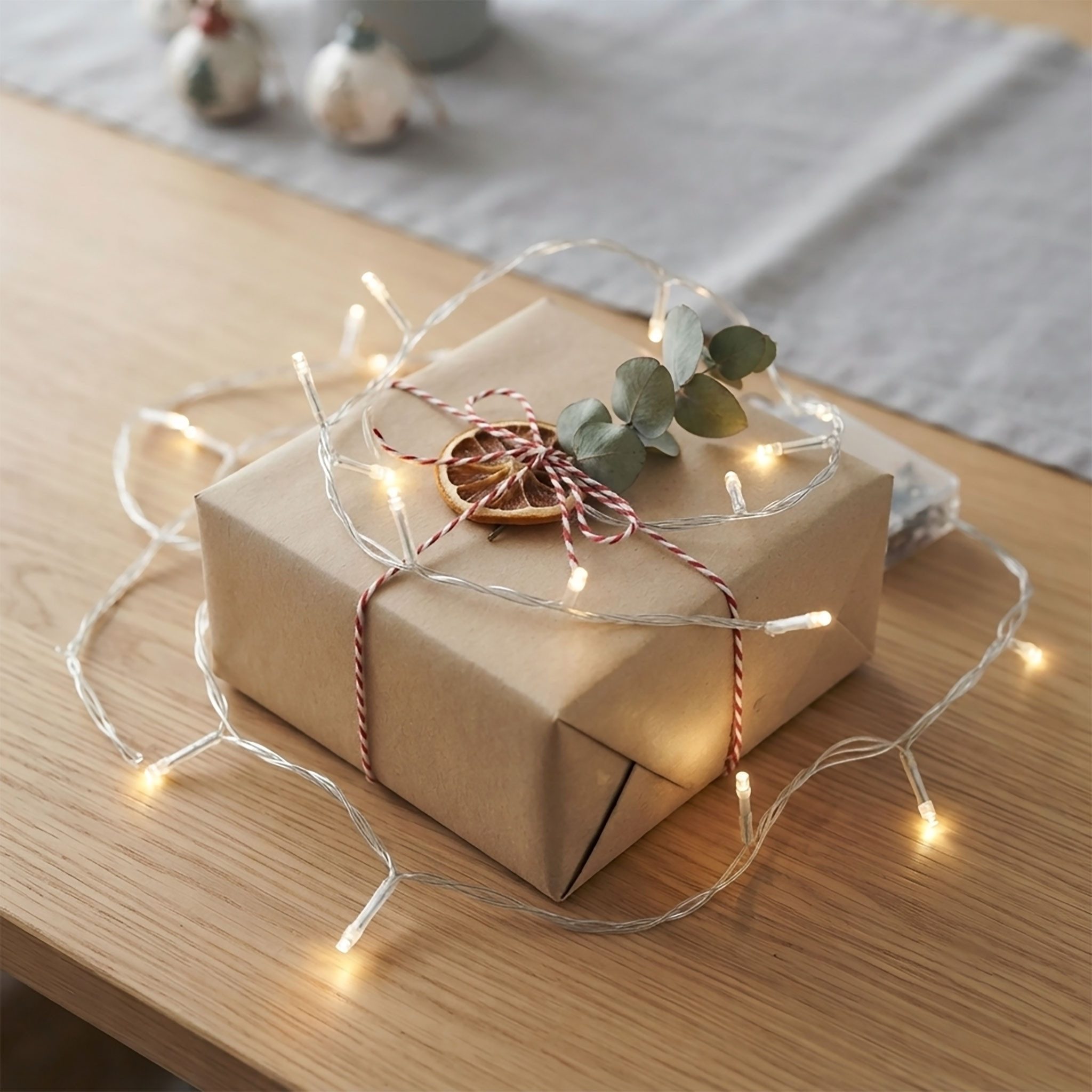 Spetebo LED-Lichterkette Lichterkette mit 20 LED in warm weiß - 300 cm, Weihnachts Tischlichterkette Deko Beleuchtung mit Timer – Bild 5 von 5