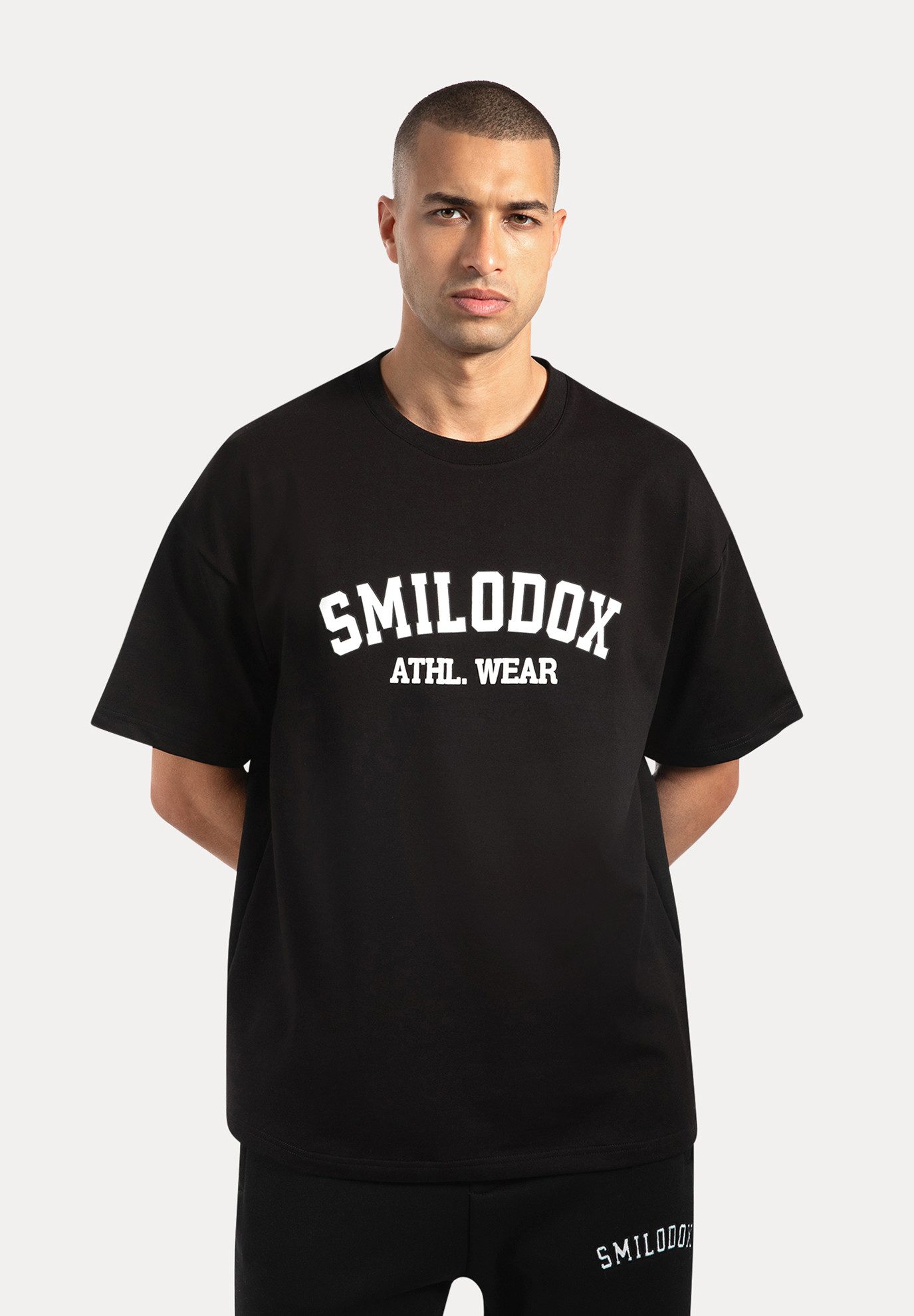 Smilodox T-Shirt Kayson, Locker geschnittenes Oversize Shirt mit Retro Fron günstig online kaufen