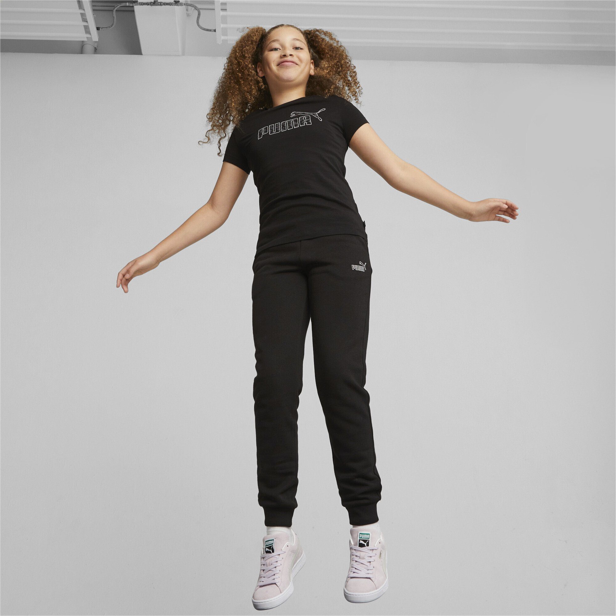 PUMA Sporthose ESS+ Black ANIMAL Mädchen Jogginghose