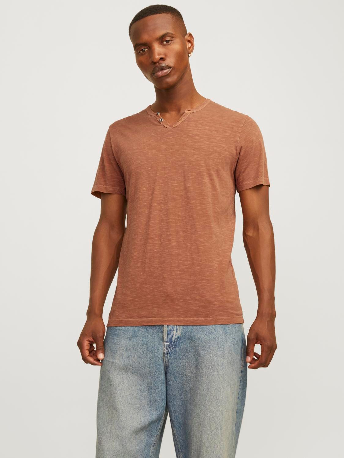 Jack & Jones T-Shirt JJESPLIT NECK günstig online kaufen