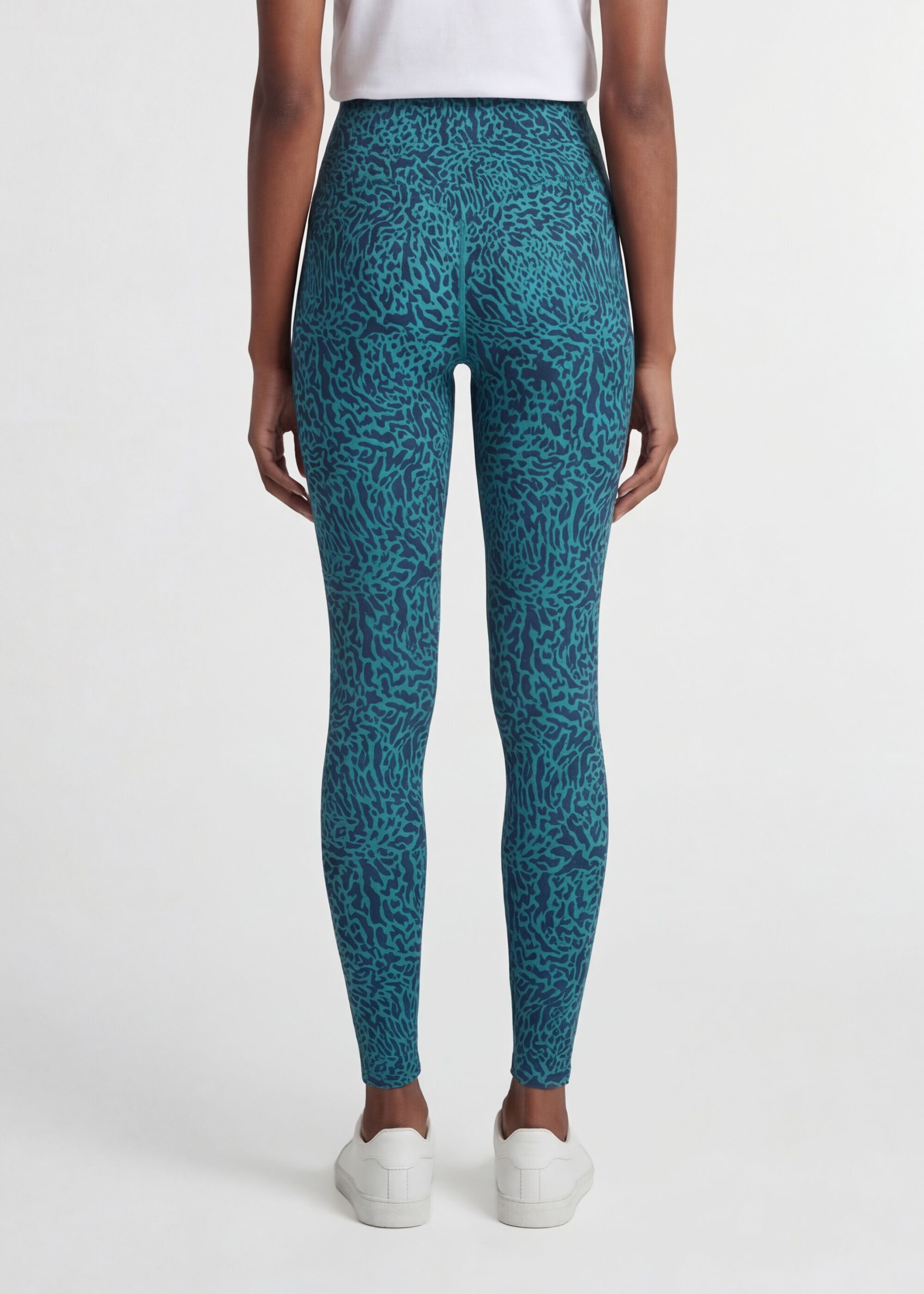 Fabletics Leggings SEAMLESS SCRUNCH LEGGING aus elastischem Material