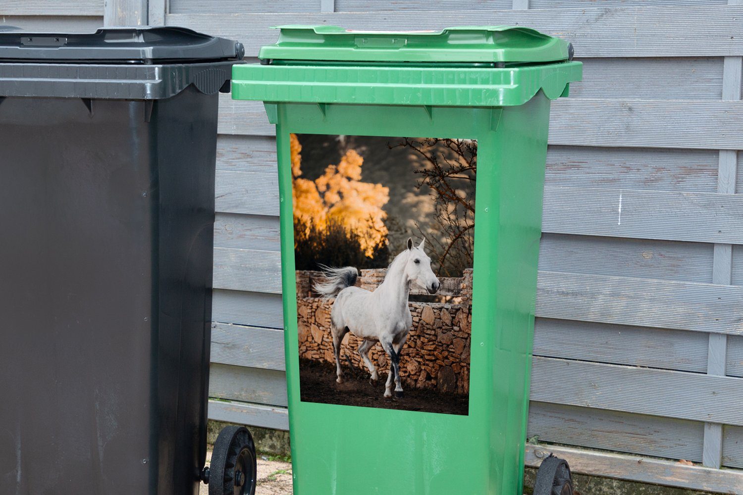 Mülltonne, Sticker, Pferd - Container, St), - - Wandsticker Abfalbehälter Sonne Weiß Baum (1 Mülleimer-aufkleber, MuchoWow