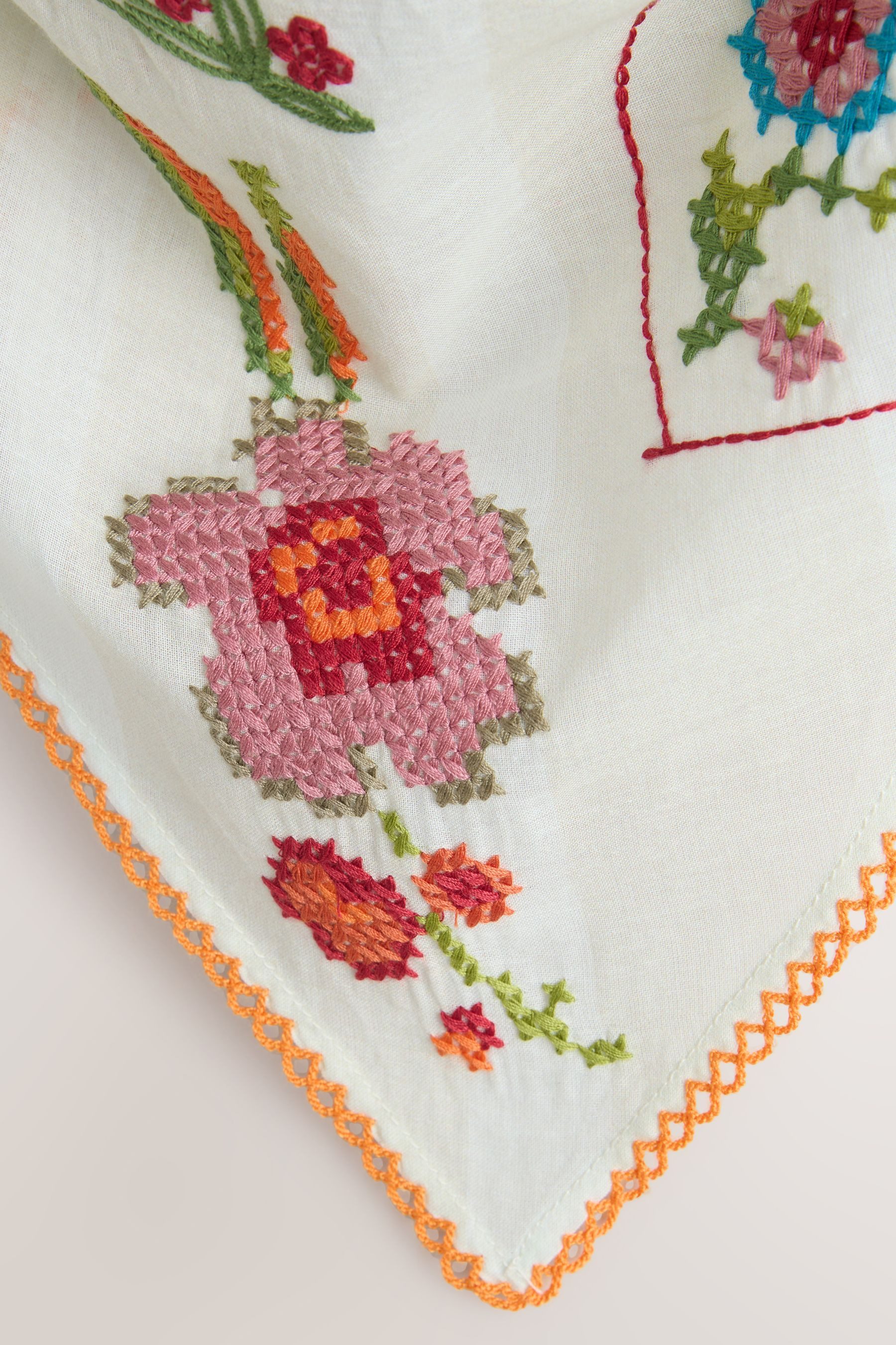 Next Kopftuch Dreieckiges Kopftuch mit Kreuzstichdetail, (1-St)