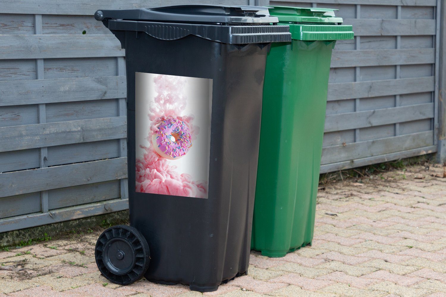 Mülleimer-aufkleber, MuchoWow Abfalbehälter Sticker, rosa (1 Wandsticker Donut in Mülltonne, St), Wolke Container,
