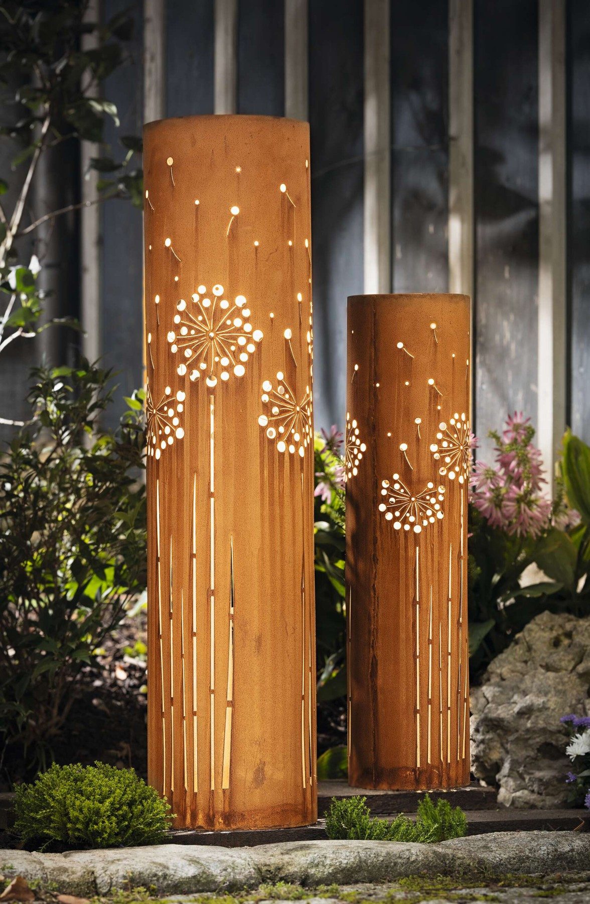 Dekoleidenschaft Dekosäule "Pusteblume" Solar LED Leuchtdeko, günstig online kaufen