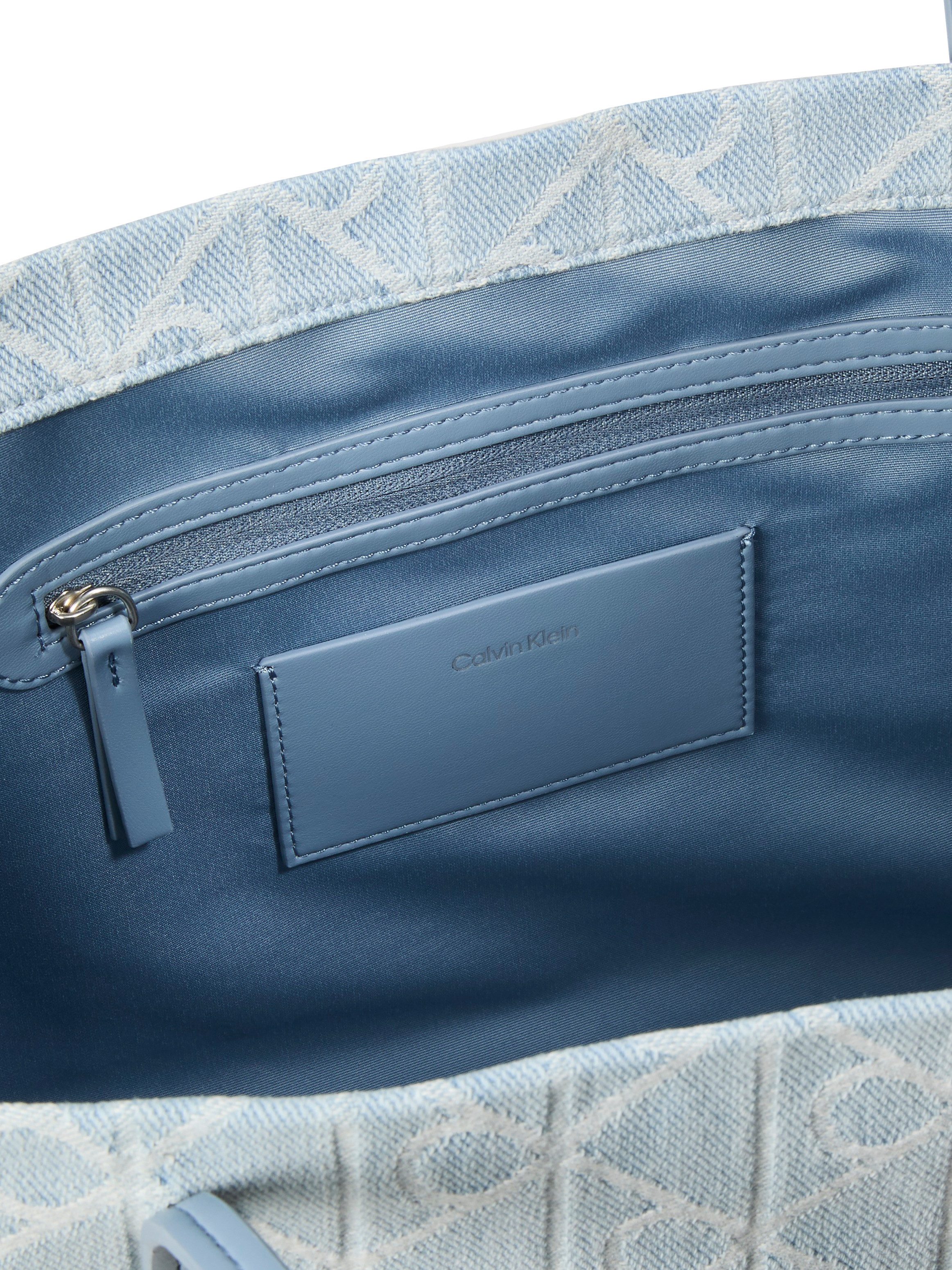 Calvin Klein Tragetasche EMBLEM AOP DENIM TOTE W/ POUCH (Set, 2-tlg), Schultertasche, Umhängetasche mit Reißverschluss-Täschchen, 2 tlg.
