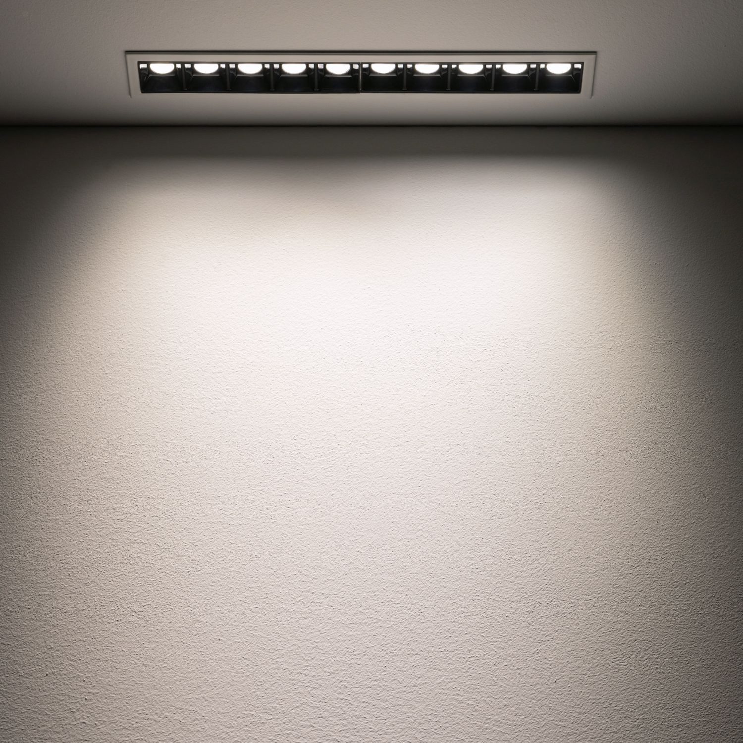 Licht-Erlebnisse Einbauleuchte LOMARIS, LED fest integriert, Neutralweiß, LED Aluminium Weiß Schwarz eckig neutralweißes Licht 4000 K 1280 lm