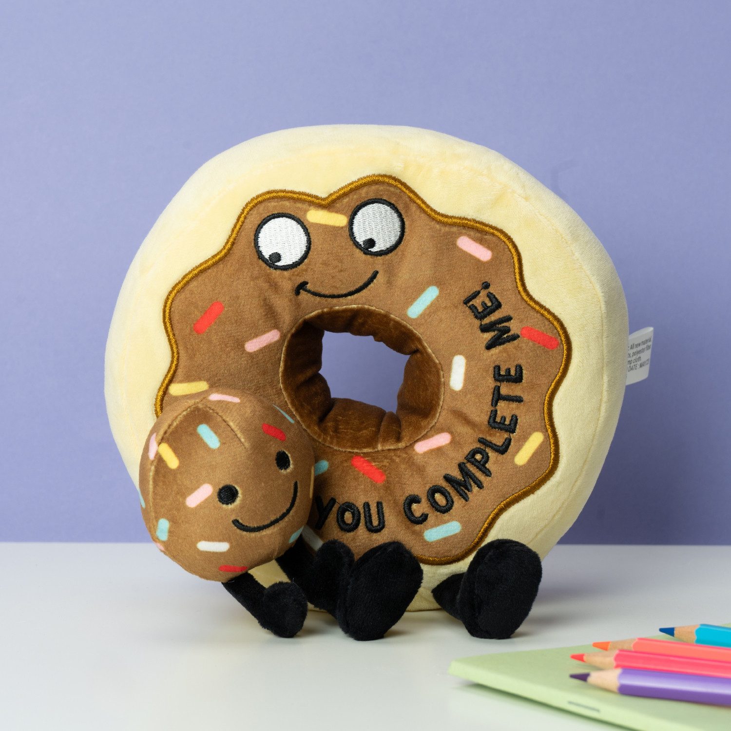 The Source Kuscheltier Punchkins Donut Kuscheltier mit dem Spruch You complete me