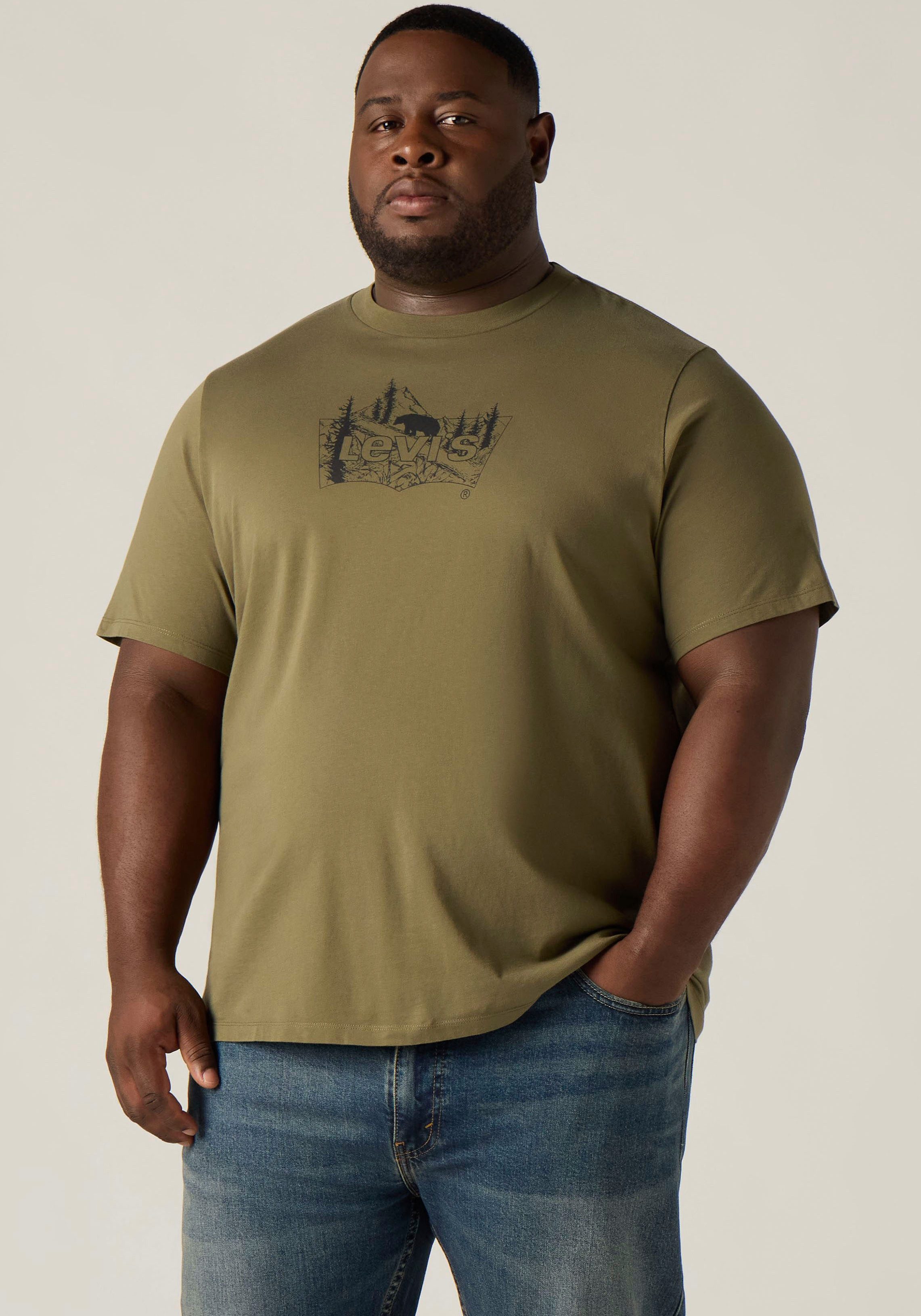 Levi's® Plus T-Shirt LSE B&T BIG GRAPHIC TEE mit Logostickerei auf der Brust