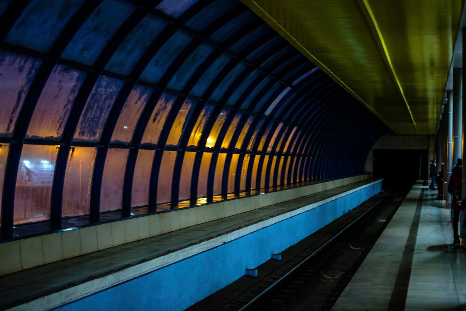 queence Acrylglasbild Bahngleis, Kunst, Zugbilder, Züge, Fine Art-Print in Galeriequalität