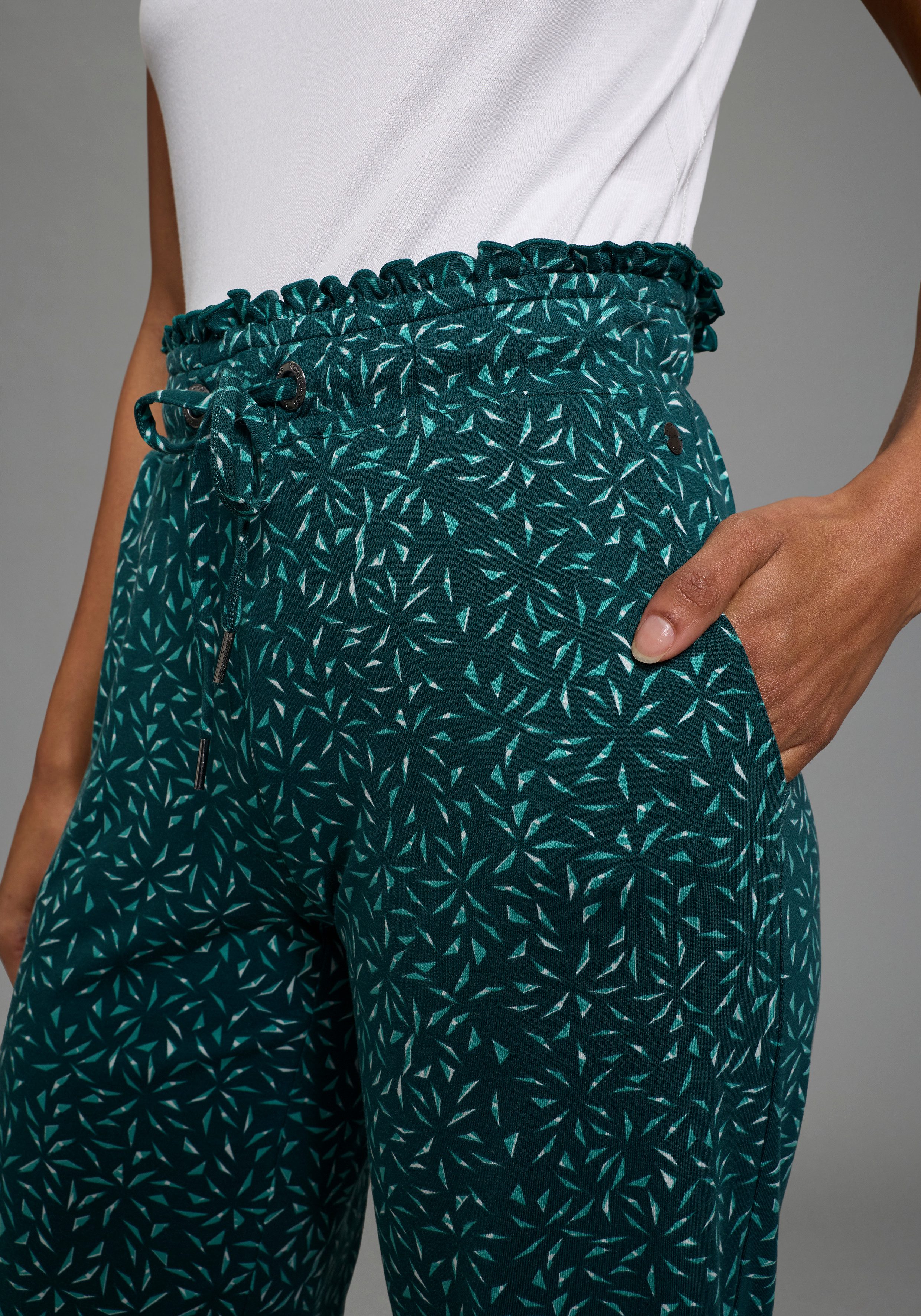 KangaROOS Culotte weite Jerseyhose, mit Eingrifftaschen, mit Bindeband am Bund