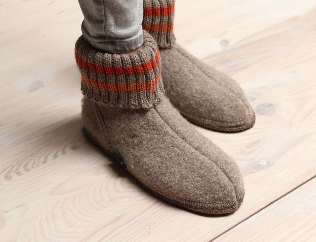 Haflinger Klassiker für Kinder Hausschuh mit Feinstrickkragen