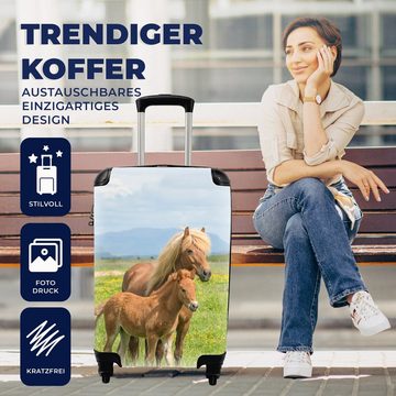 MuchoWow Handgepäckkoffer Pferde - Fohlen - Gebirge, 4 Rollen, Reisetasche mit rollen, Handgepäck für Ferien, Trolley, Reisekoffer