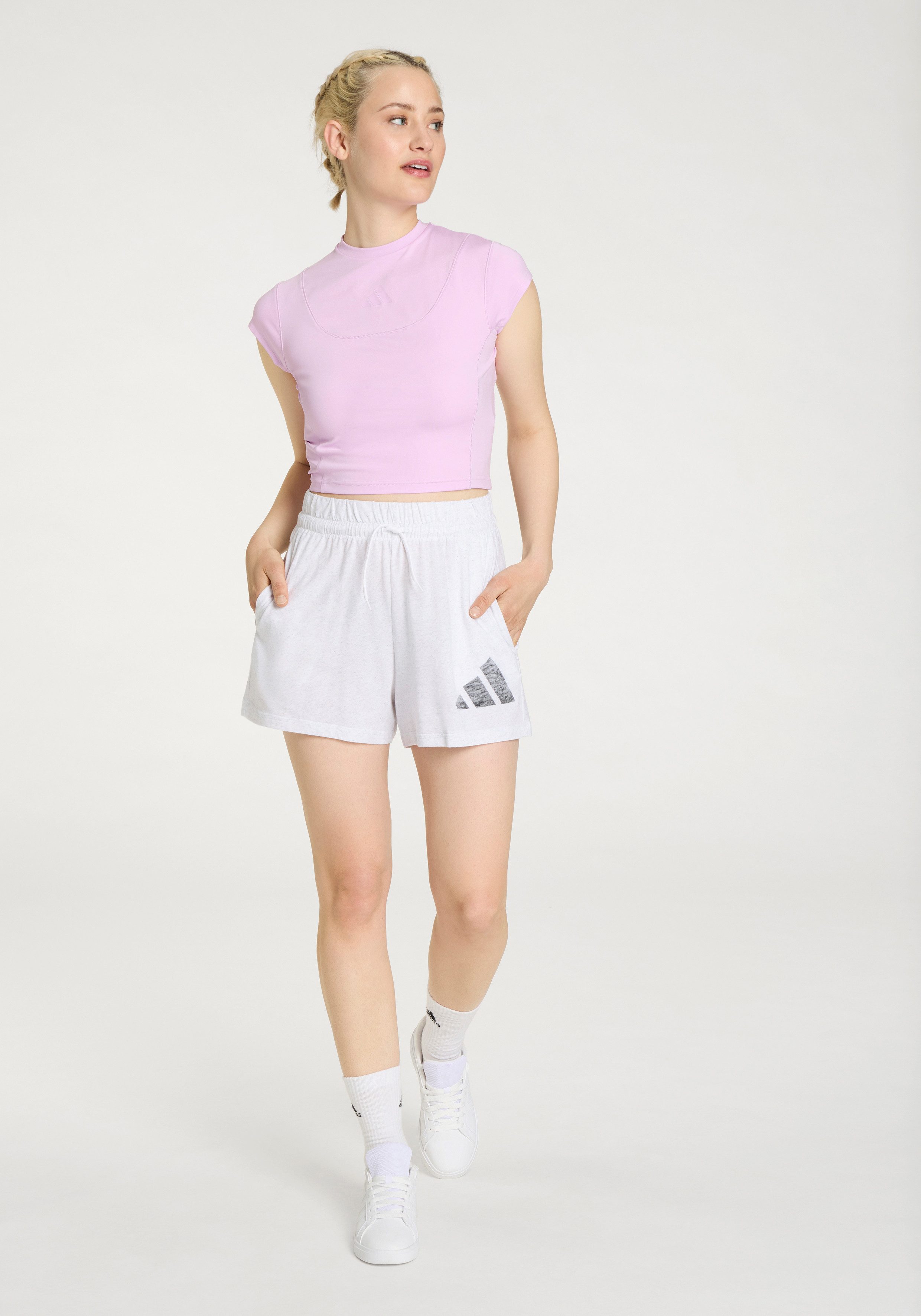 Zum Outfit 9