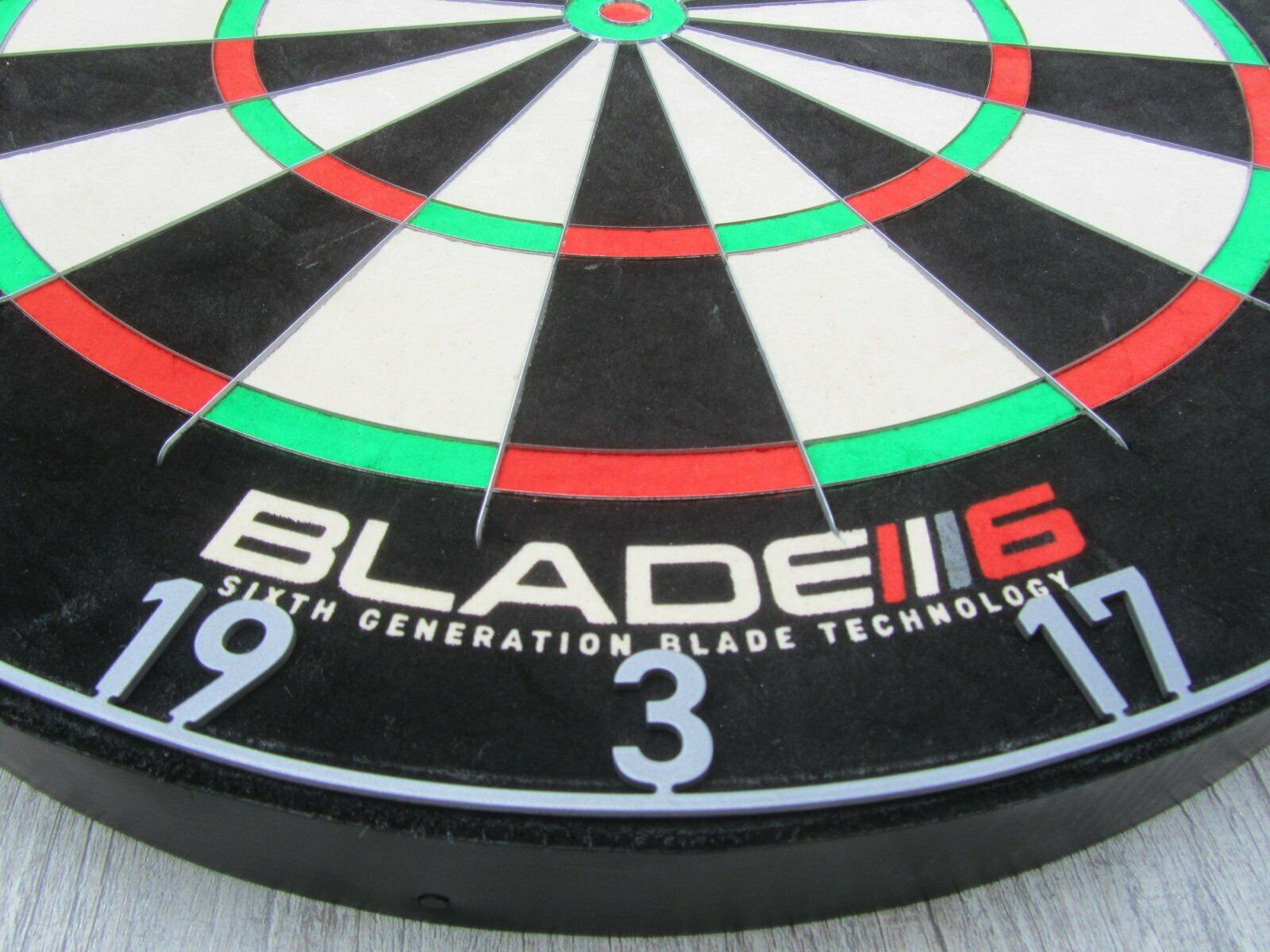 DSX Dartscheibe Winmau Blade 6 Triple Core Dartscheibe Darttmatte Dartpfeile