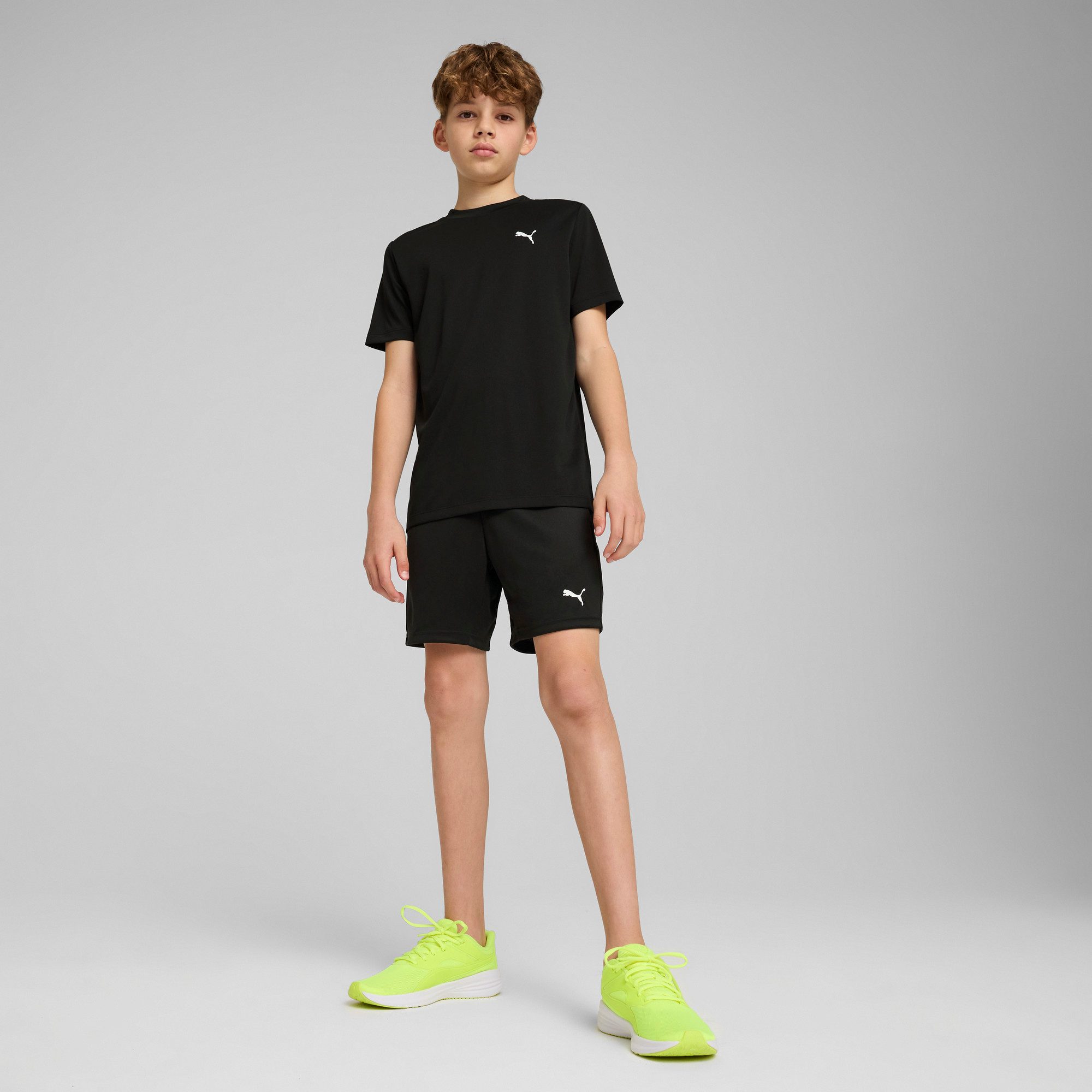 PUMA T-Shirt TAD ESS TEE B ergonomische Schnitte, kurze Ärmel, sportlicher Stil – Bild 3 von 5
