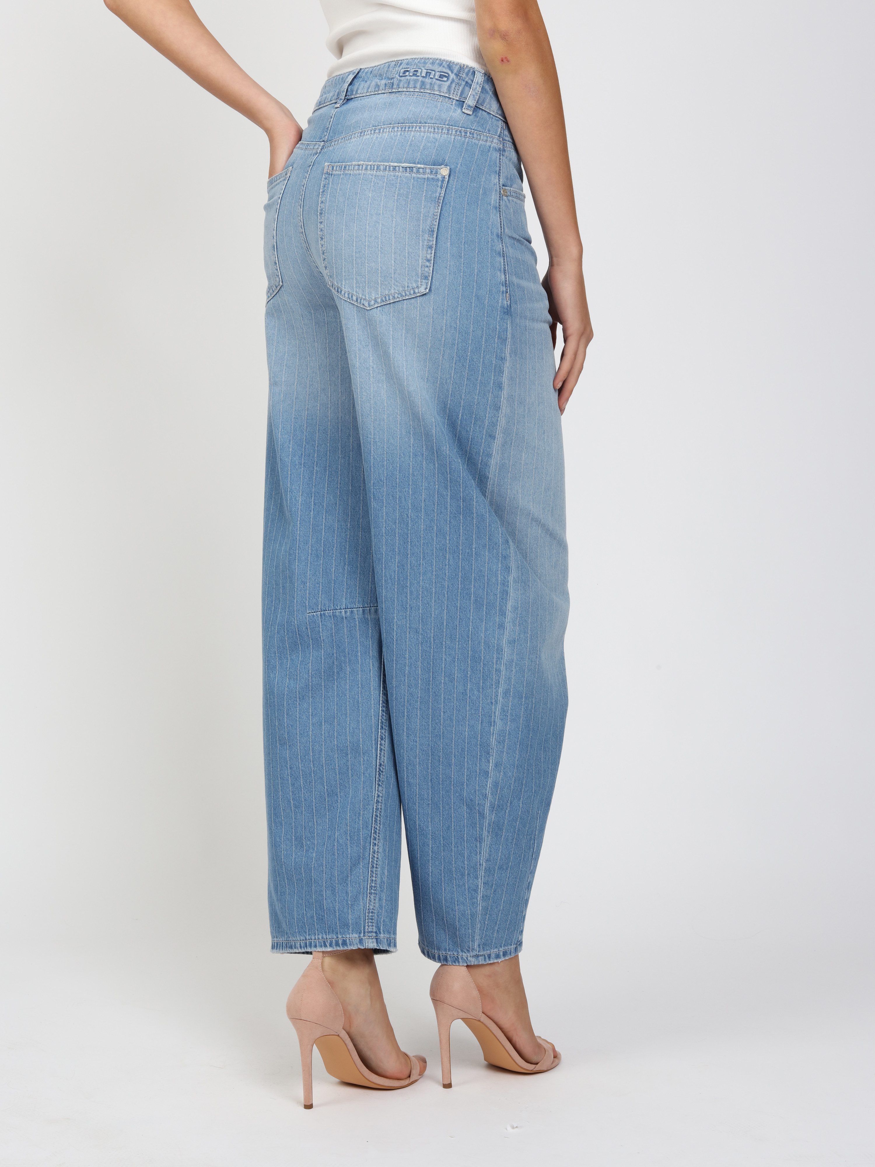 GANG Loose-fit-Jeans 94SARINA mit eingewebten Streifen, Barrel Fit