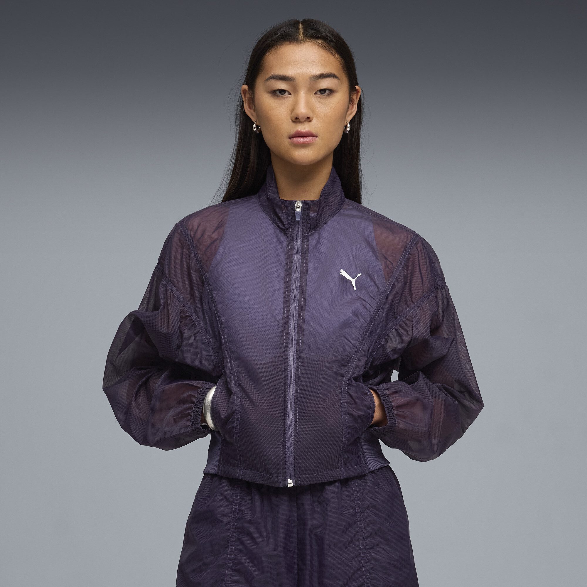 PUMA Trainingsjacke Dare To Oversized Gewebte Jacke Damen günstig online kaufen