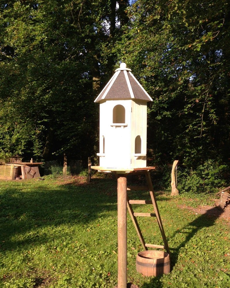 Futterstation Eleganter Taubenschlag aus stabilen Holz, Sechseckiges Design