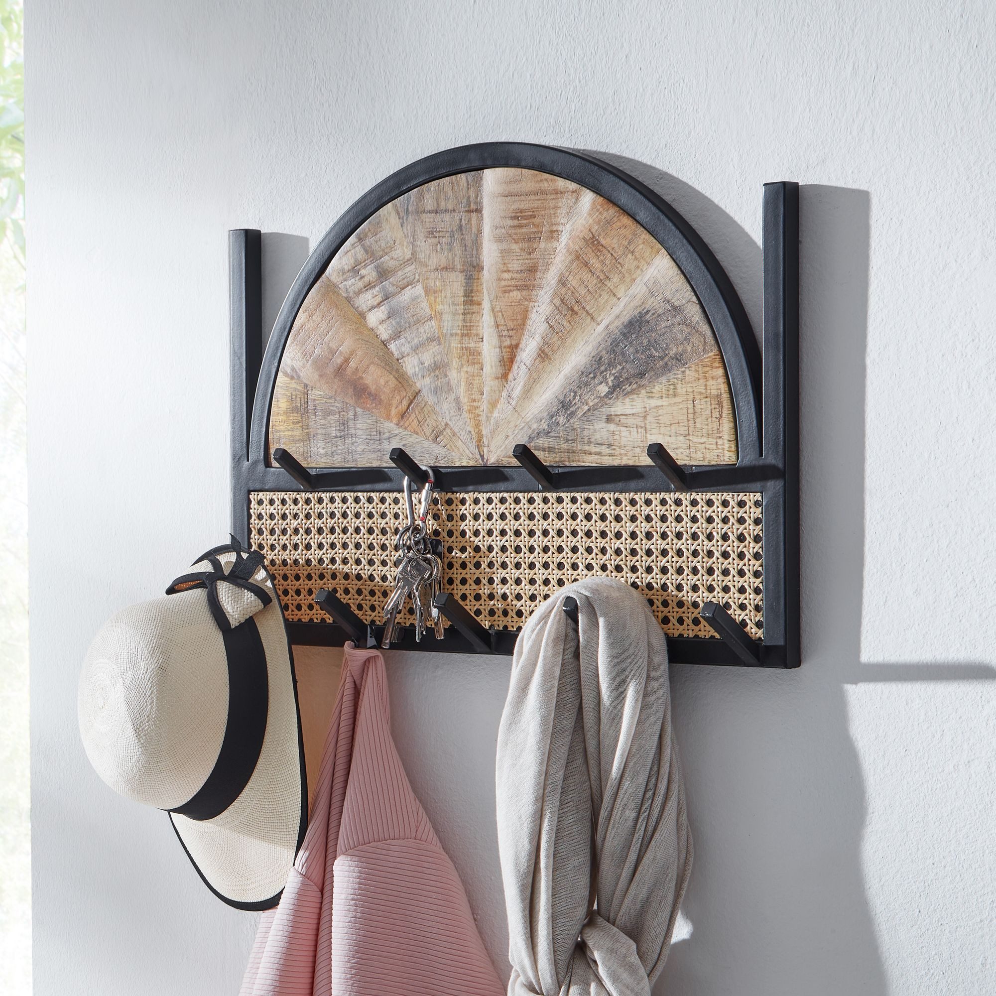 Wohnling Wandgarderobe WL6.590 (Mango Massivholz / Rattan 53x40x7,5 cm Metall), Garderobenleiste Flur Wiener Geflecht Wand