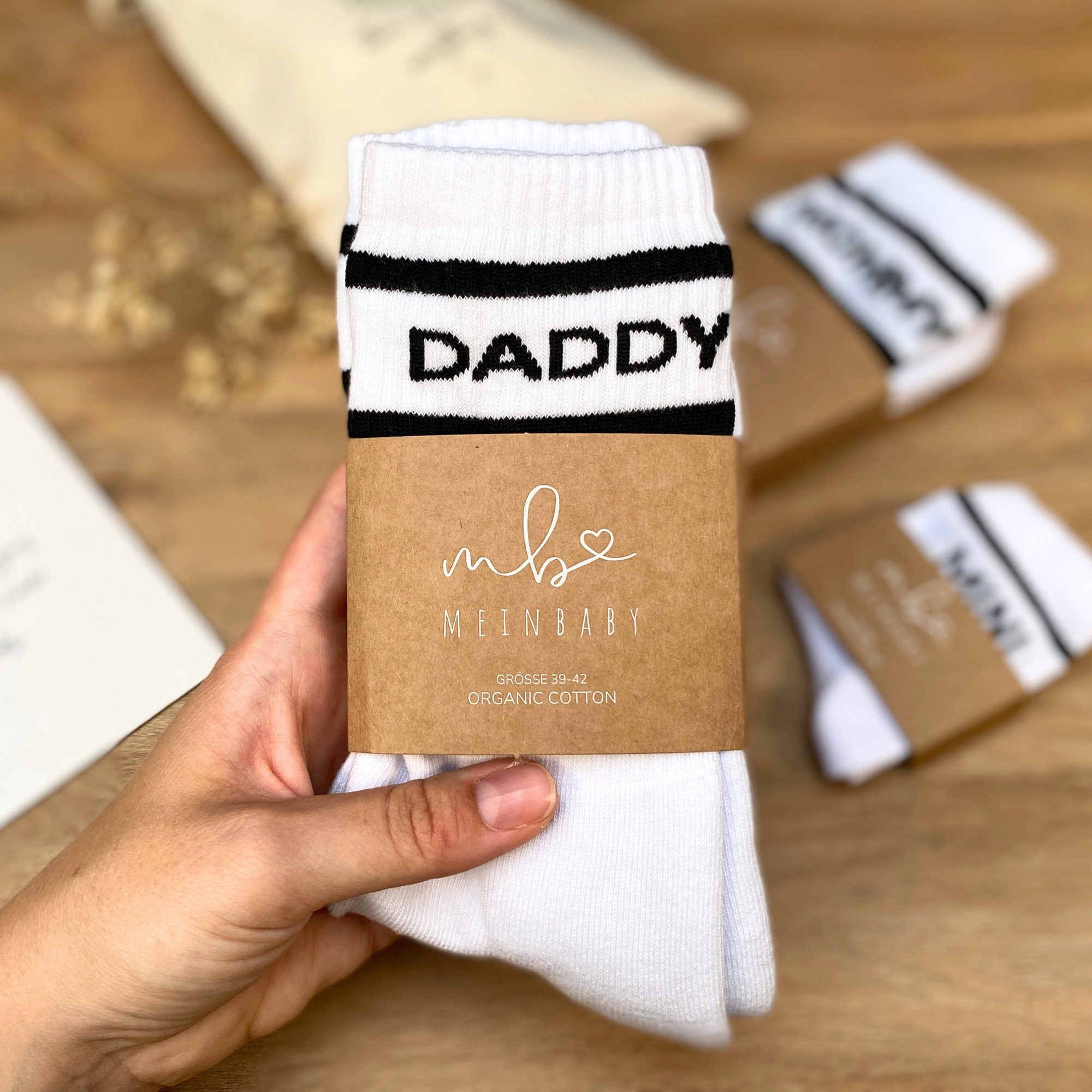 MeinBaby123® Tennissocken Geschenk für Papa, Vatertag Geschenkidee, Geschenk Geburt (Set, 1 Paar Socken inkl. Baumwollsocken und Kärtchen) Geschenk frischgebackener Vater, Papa Socken