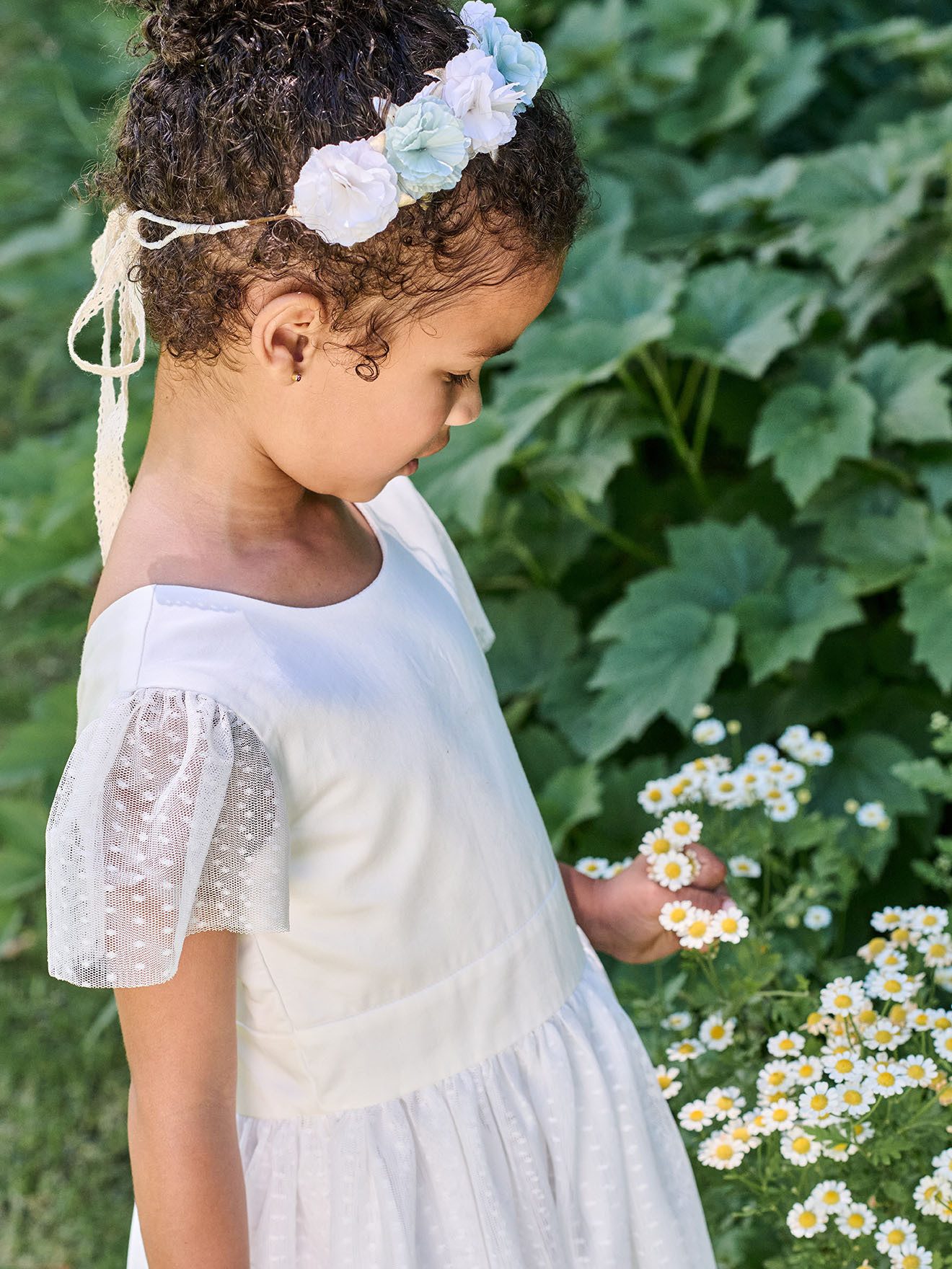 vertbaudet Minikleid Mädchen Festkleid mit Plumetis-Tüll und Schleife – Bild 5 von 5