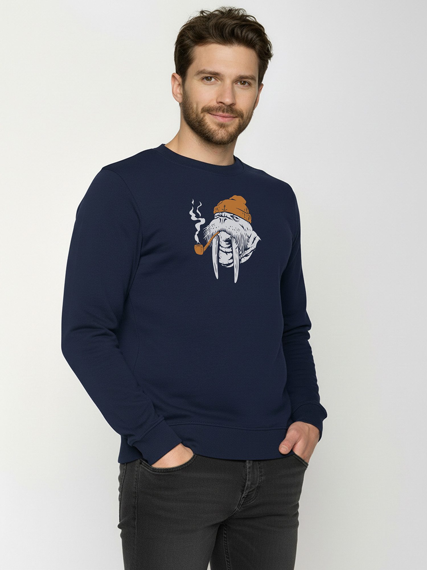 GreenBomb Sweatshirt Wild Smokey Walrus (1) weite Passform, Bio-Baumwolle, GOTS-zertifiziert, weicher Sweat