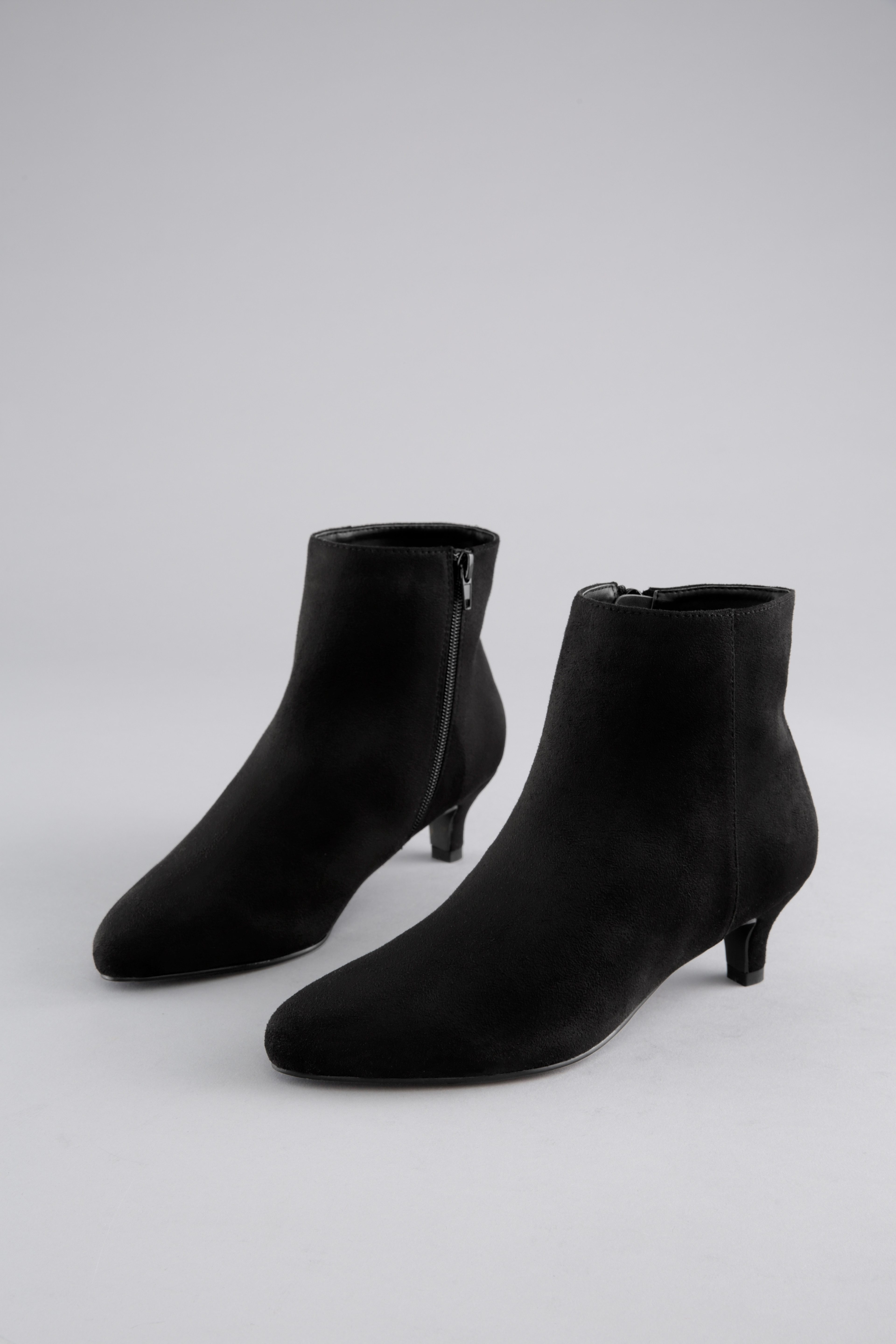 Aniston SHOES Stiefelette, Reißverschluss-Ankelboots, Trichterabsatz - günstig online kaufen