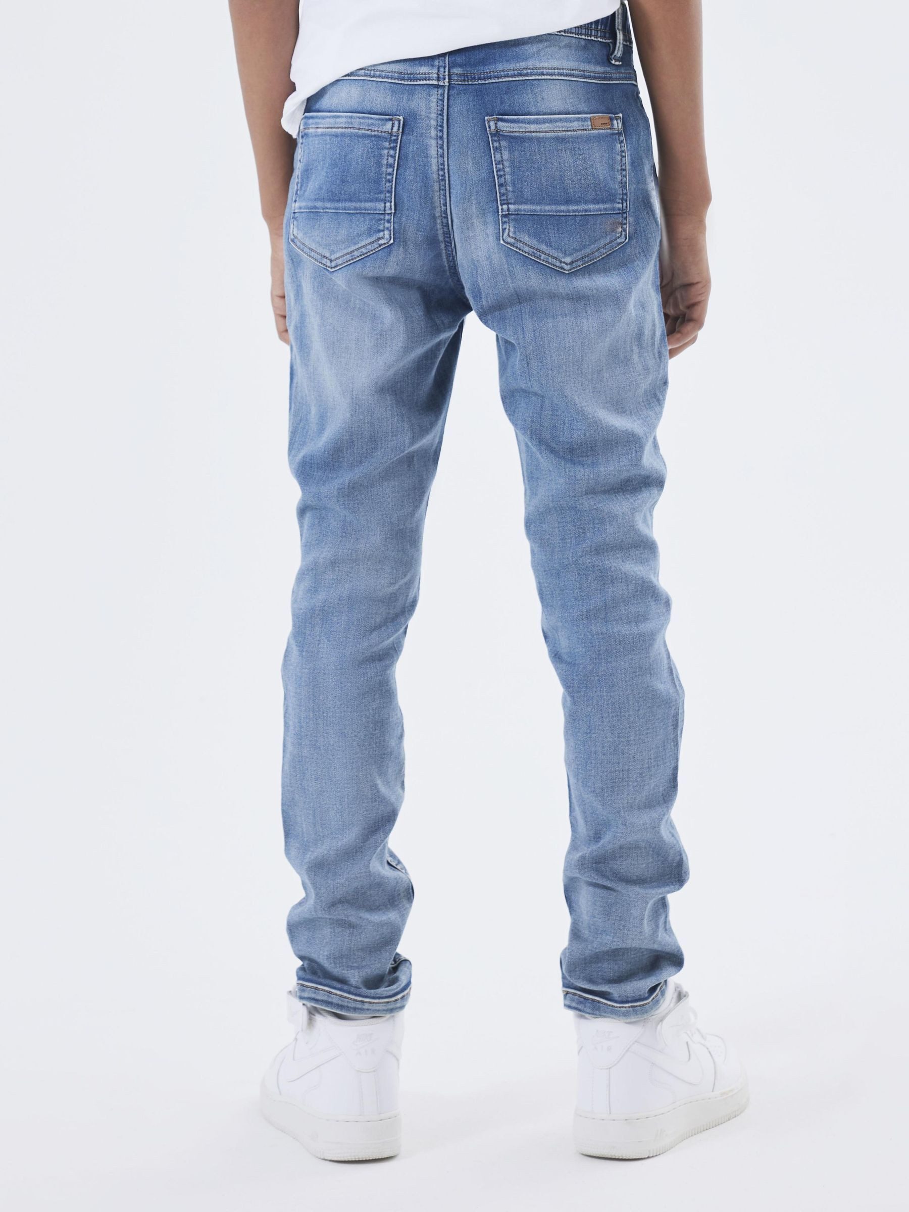 Name It Schlupfjeans NKMROBIN DNMTHAYER SWE lässig geschnitten, Denim, Abriebeffekte, angesetztes Bündchen