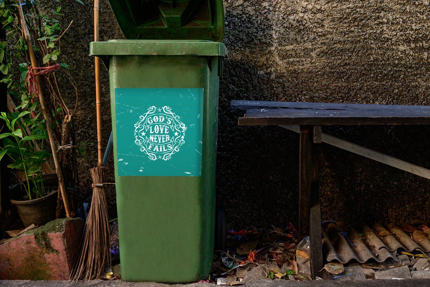 MuchoWow Wandsticker Jahrgang - Gott Mülltonne, Sticker, Container, (1 Mülleimer-aufkleber, Text St), Abfalbehälter 