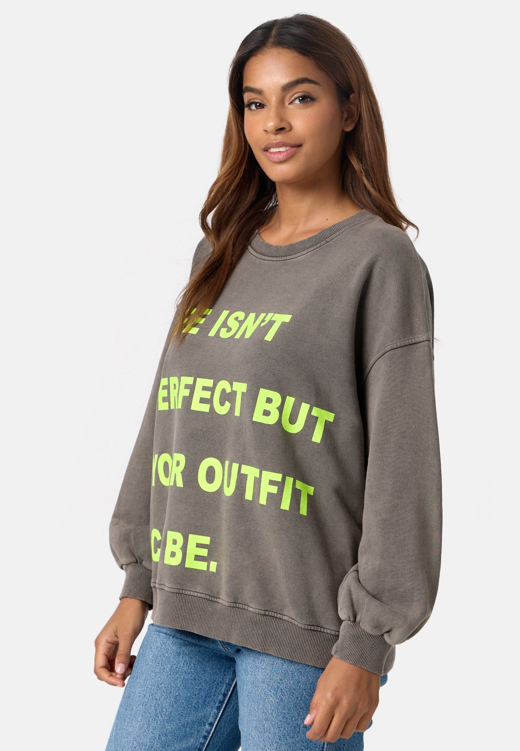 Worldclassca Sweatshirt Worldclassca Sweatshirt Langarmshirt Schriftzug Vintage Pullover
