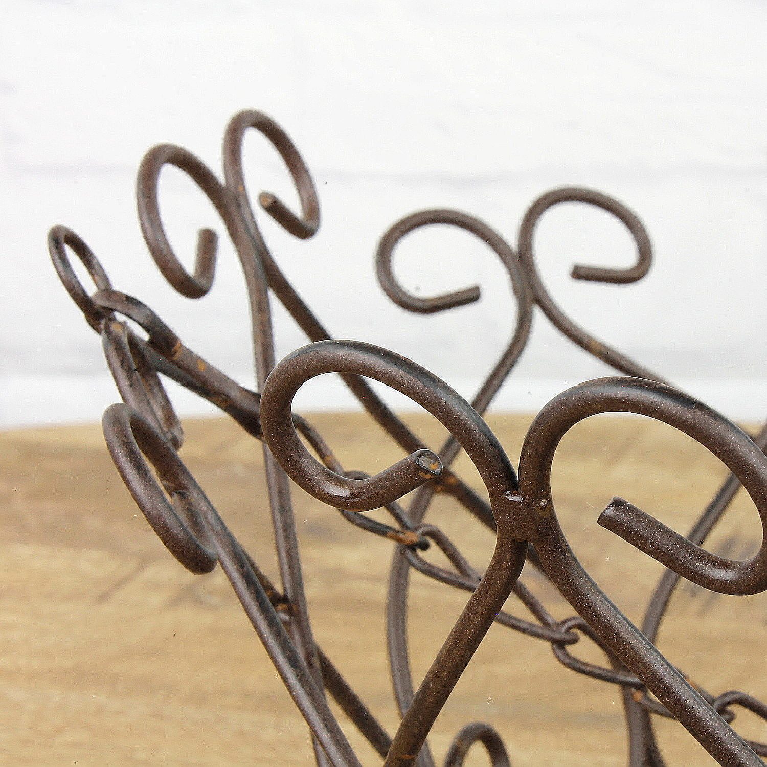 Macosa Home Hängekorb 2er Set Braun rund 28 cm & 25 cm Metall-Korb Landhausstil (Küche Obstampel Metallhängekorb), Dekokörbe Küchenampel hängend Blumenampel
