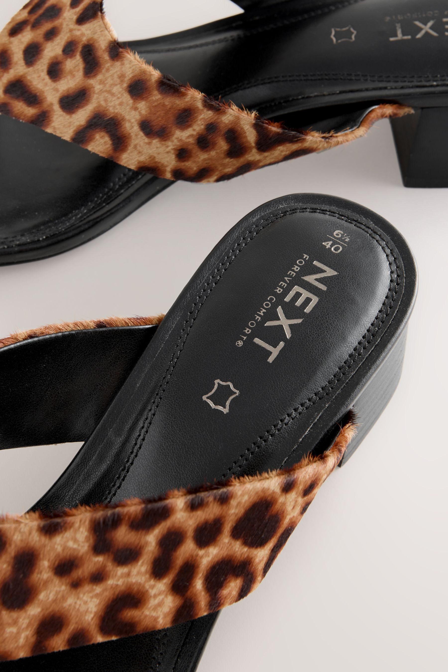 Next Forever Comfort® Zehenstegsandalen aus Leder Zehentrenner (1-tlg)