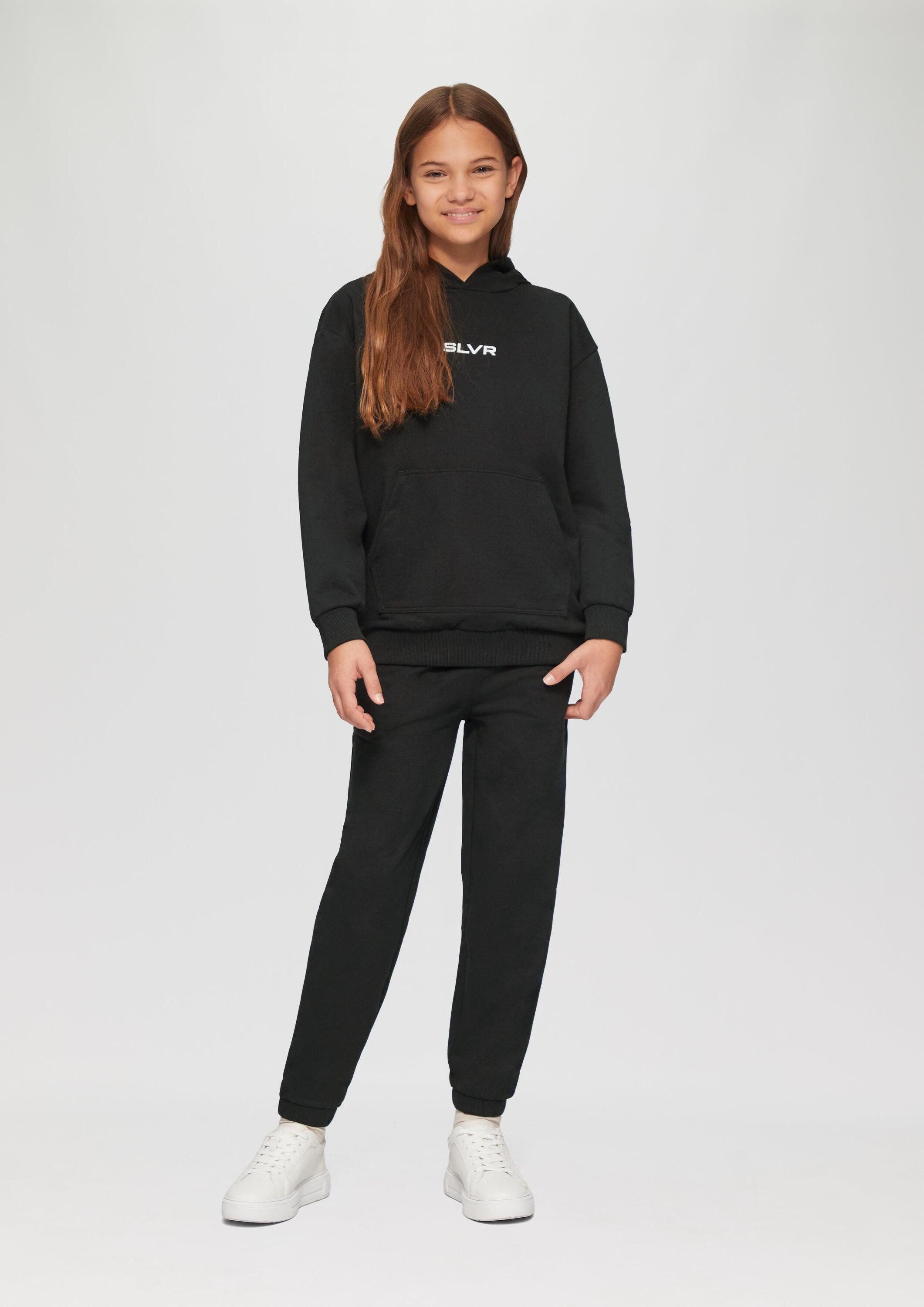 s.Oliver Sweatshirt Sweatshirt Unisex Kapuzen-Sweatshirt mit Känguru-Tasche und Frontprint – Bild 5 von 5