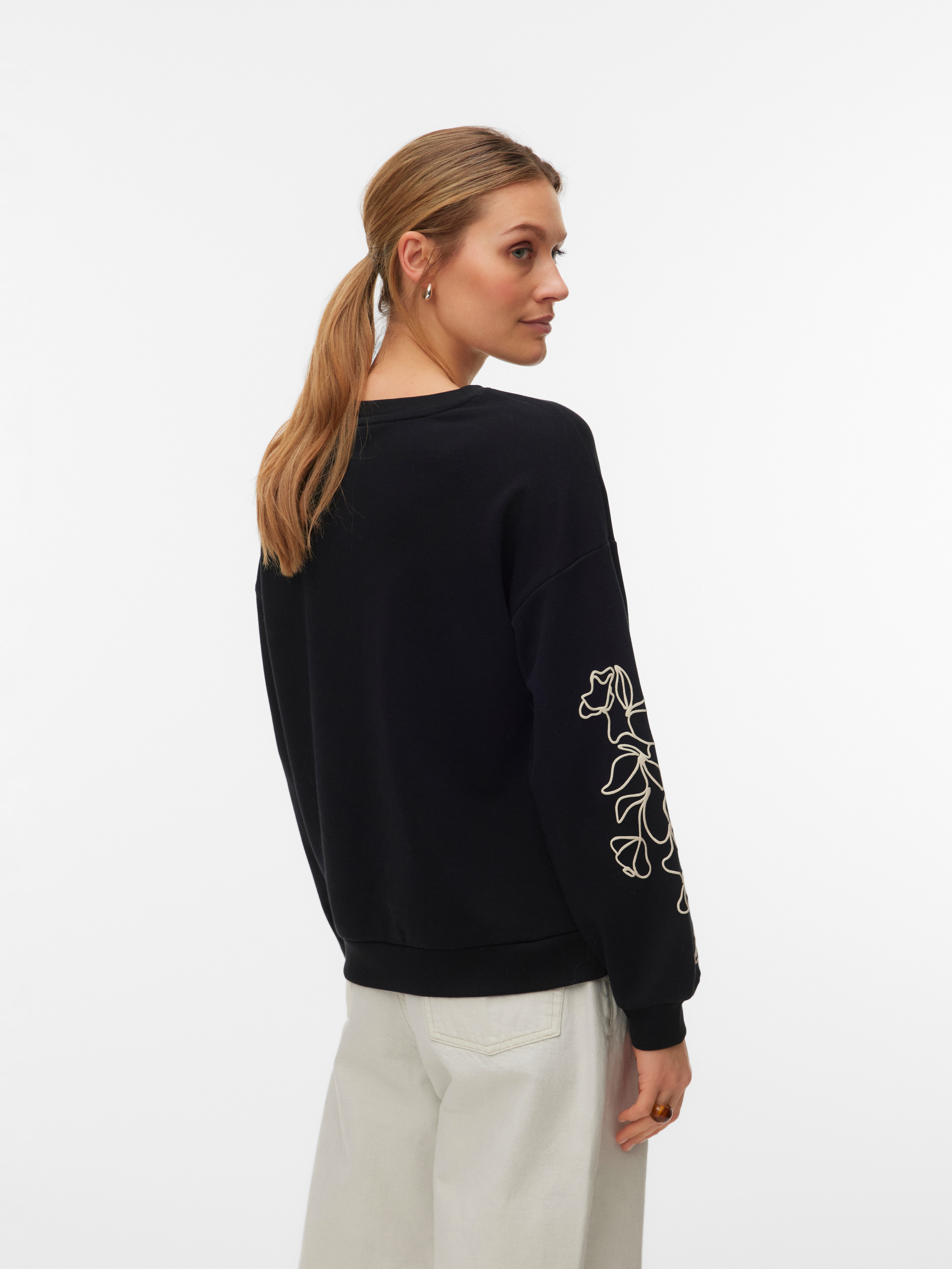 Vero Moda Sweatshirt VMLADA L/S O-NECK SWEATSHIRT JRS BTQ Baumwollmischung, regular fit