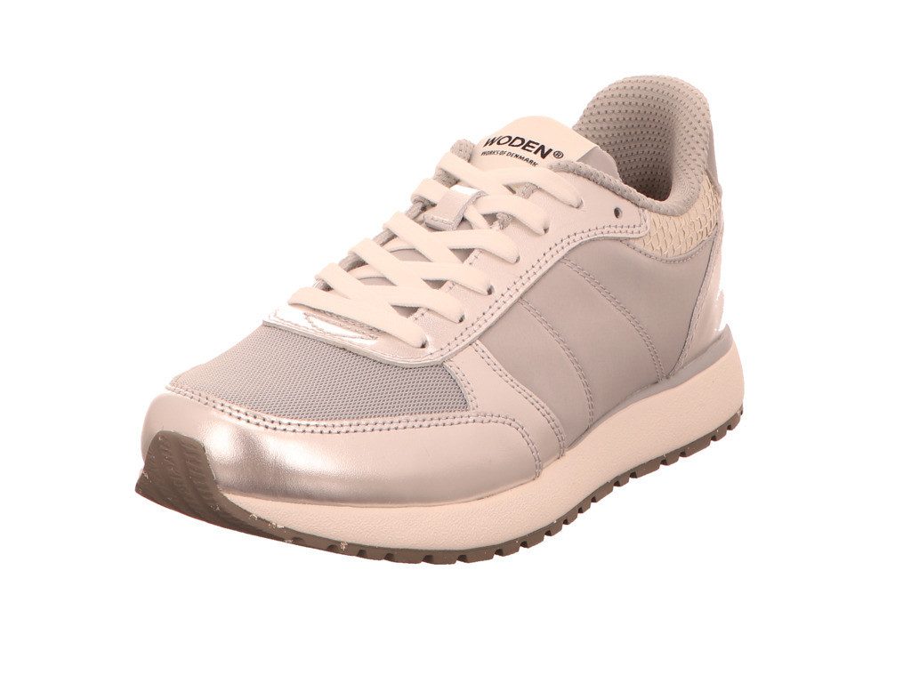 Schnürschuh