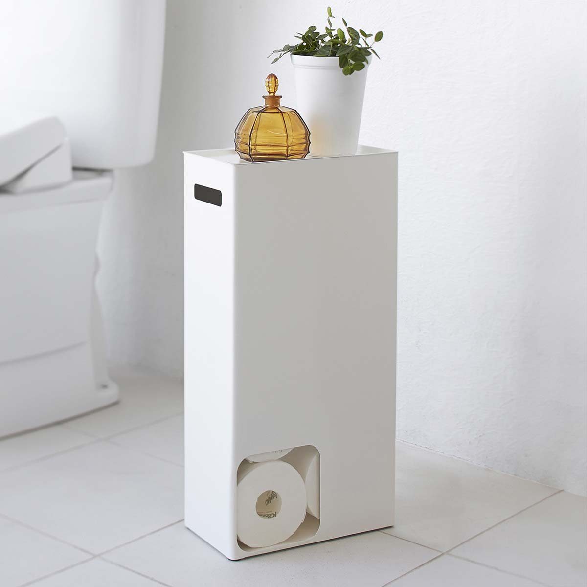 Yamazaki Toiletten-Ersatzrollenhalter "Tower" Toilettenpapier-Vorratsbehälter aus Metall 23x48x12cm, Toilettenpapierständer, Aufbewahrung für 8 Rollen, stehend mit Ablage