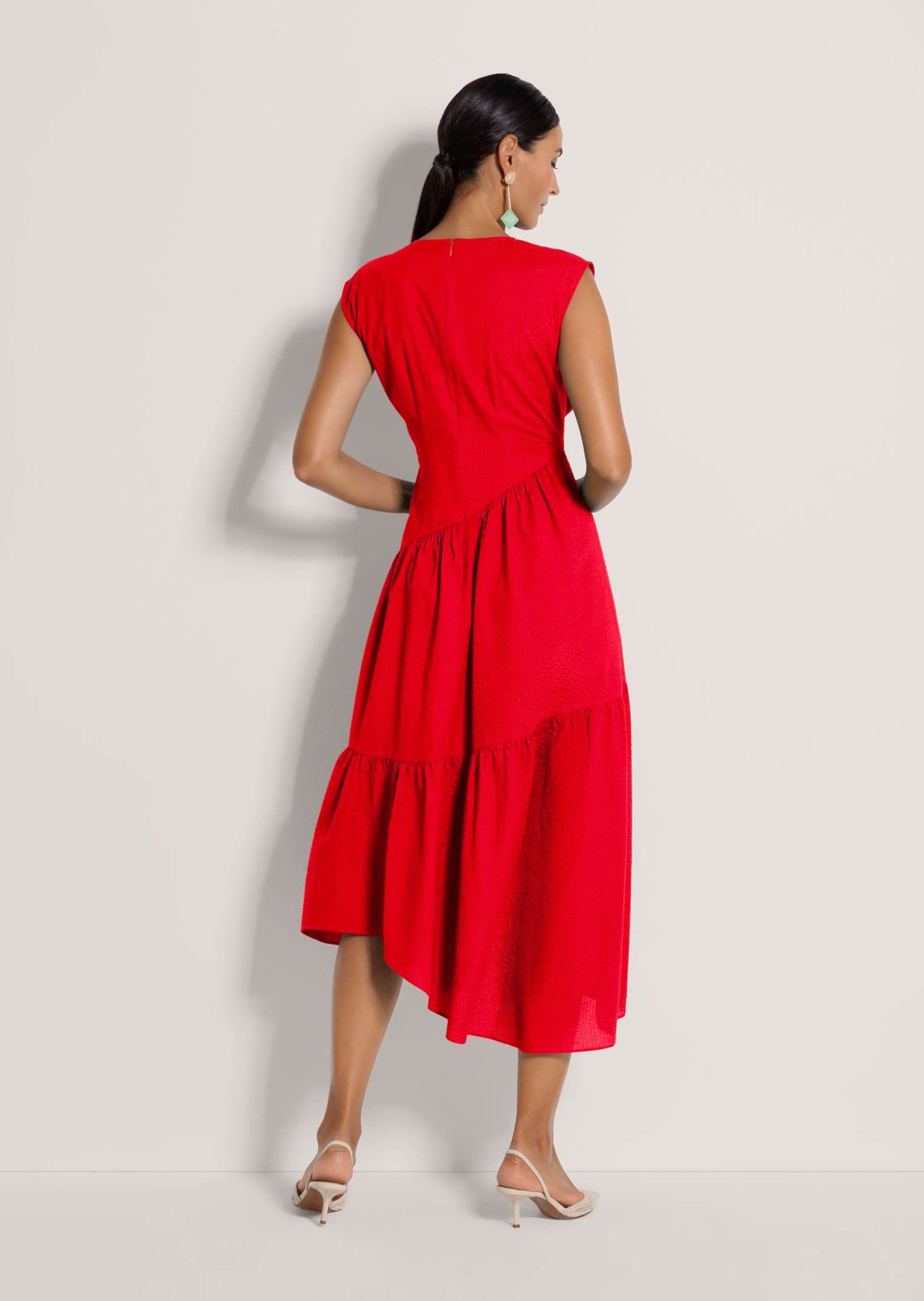 MADELEINE Maxikleid Baumwollkleid mit Stufenrock Sommerkleid mit Rundhals, Wadenlänge und überschnittenen Schultern