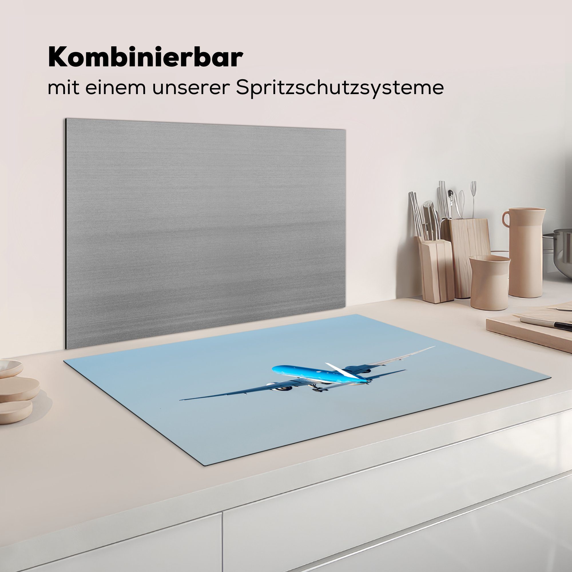 Vinyl, Ceranfeldabdeckung in Induktionskochfeld Schiphol, (1 für tlg), die Schutz küche, Start eines 81x52 cm, Herdblende-/Abdeckplatte MuchoWow Flugzeugs