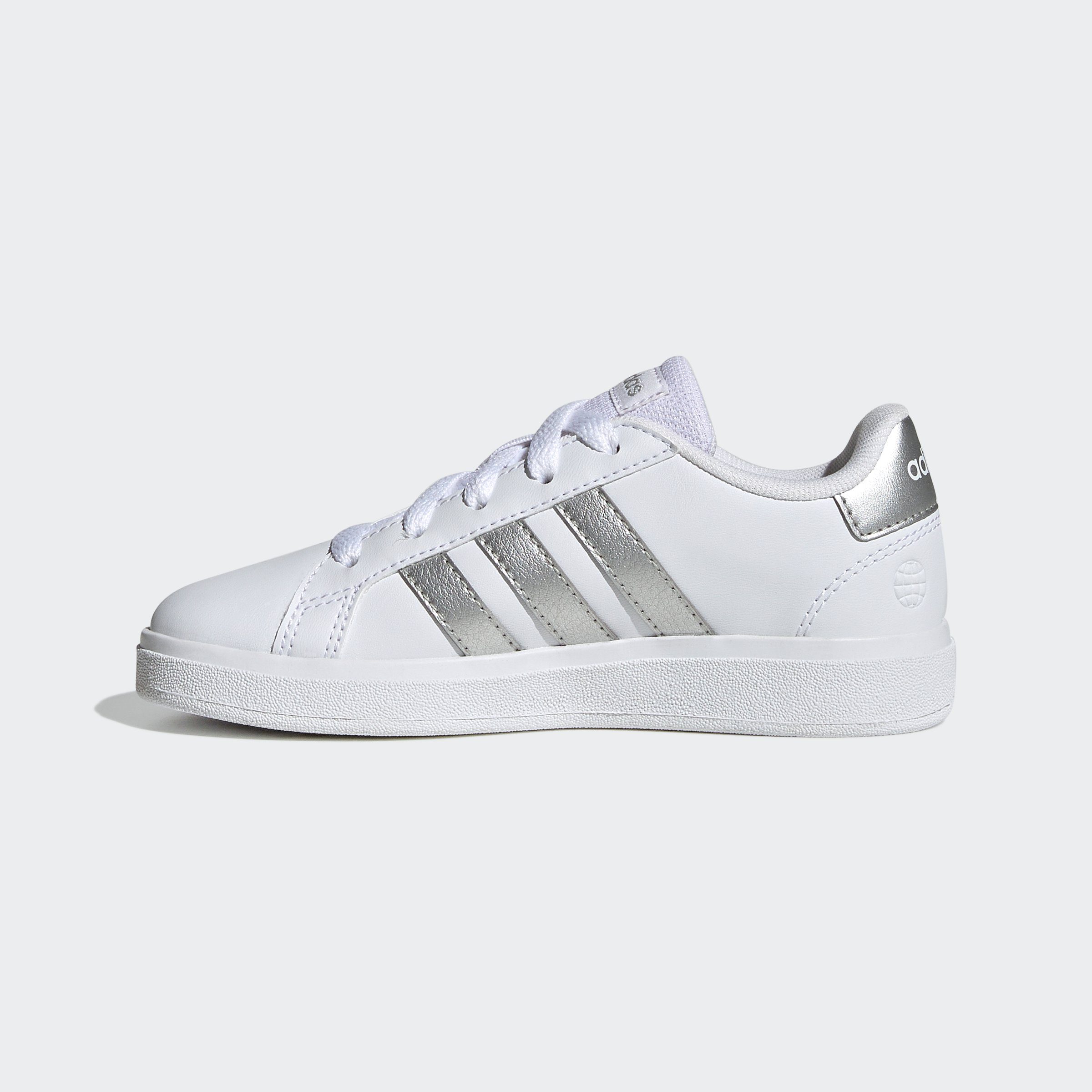 adidas Sportswear GRAND COURT LIFESTYLE TENNIS LACE-UP Sneaker Design auf den Spuren des adidas Superstar, für Kinder & Jugendliche