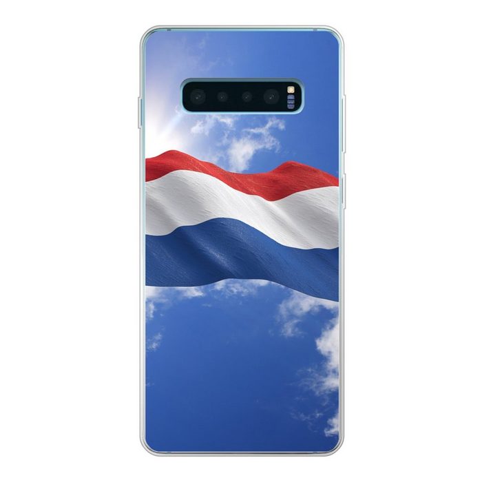 MuchoWow Handyhülle Die Flagge der Niederlande weht am Himmel Phone Case Handyhülle Samsung Galaxy S10+ Silikon Schutzhülle FN11320