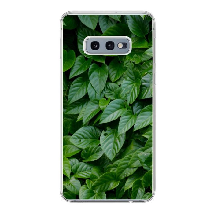 MuchoWow Handyhülle Grüne Blätter Phone Case Handyhülle Samsung Galaxy S10e Silikon Schutzhülle