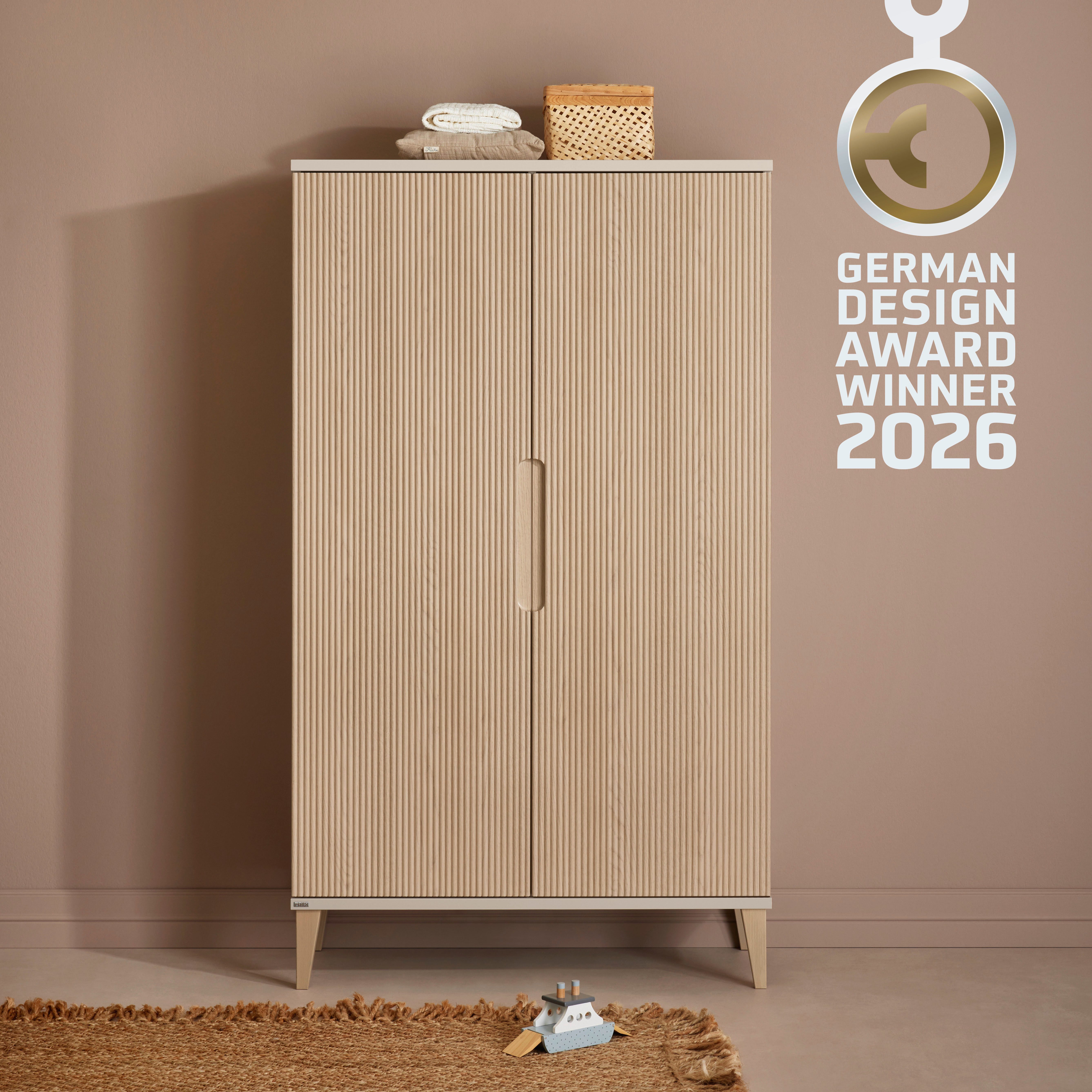 PAIDI Kleiderschrank JONTE in Beige & Eichefarben mit gerillten Türen, verschiedene Größen (B/H/T ca. 95-141/164-207/40-56cm, mit 2 oder 3 Türen + Tiny-Variante) stabiler Drehtürenschrank mit Massivholz-Füßen, Soft-Close-Funktion