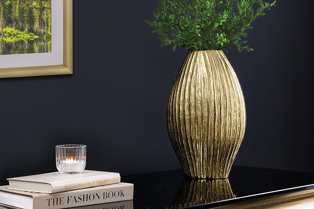 riess-ambiente Dekovase ELEGANCE 35cm gold antik - Metall, Hammerschlag Design, handmade (Einzelartikel, 1 St), Tischdeko als Accessoire für Wohn-, Ess- & Schlafzimmer oder Flur