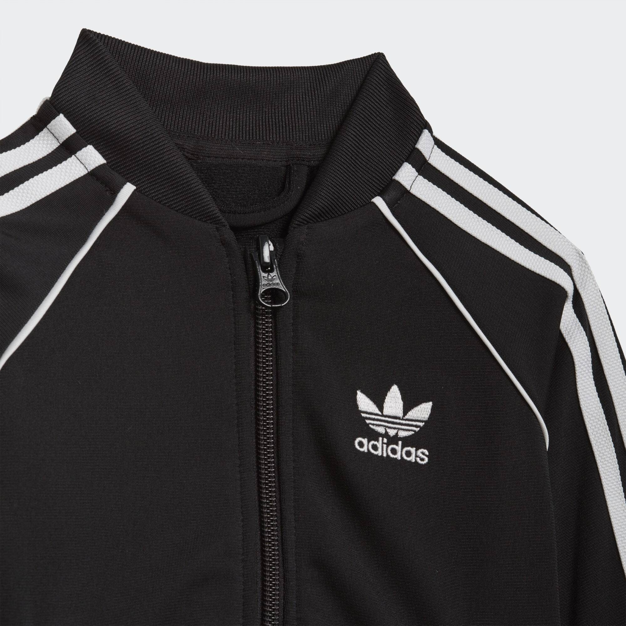 SST Reißverschluss; Originals gerippter adidas ADICOLOR Sportanzug Durchgehender TRAININGSANZUG, Kragen