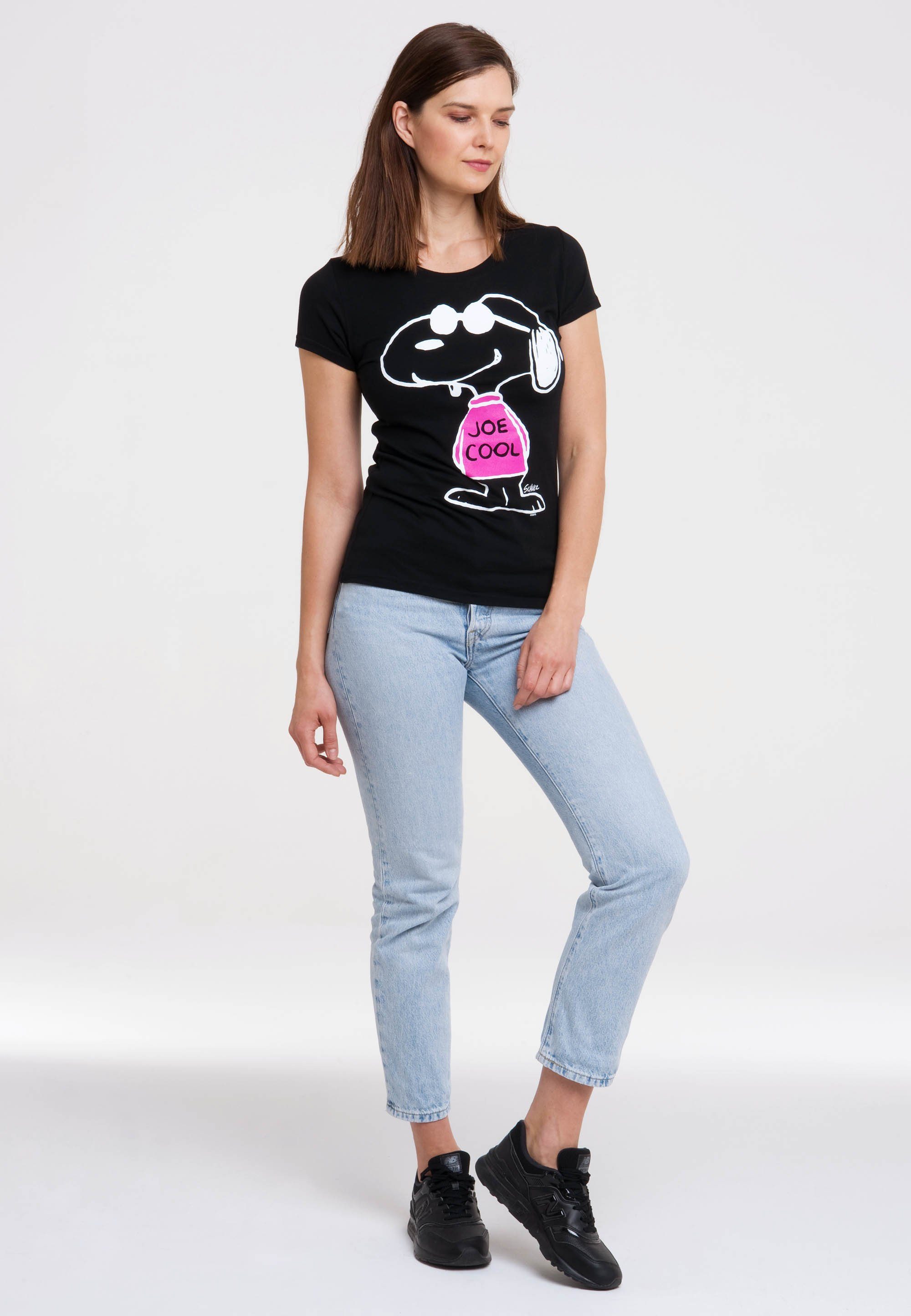 LOGOSHIRT T-Shirt Peanuts - Snoopy - Joe Cool mit lizenziertem Originaldesign