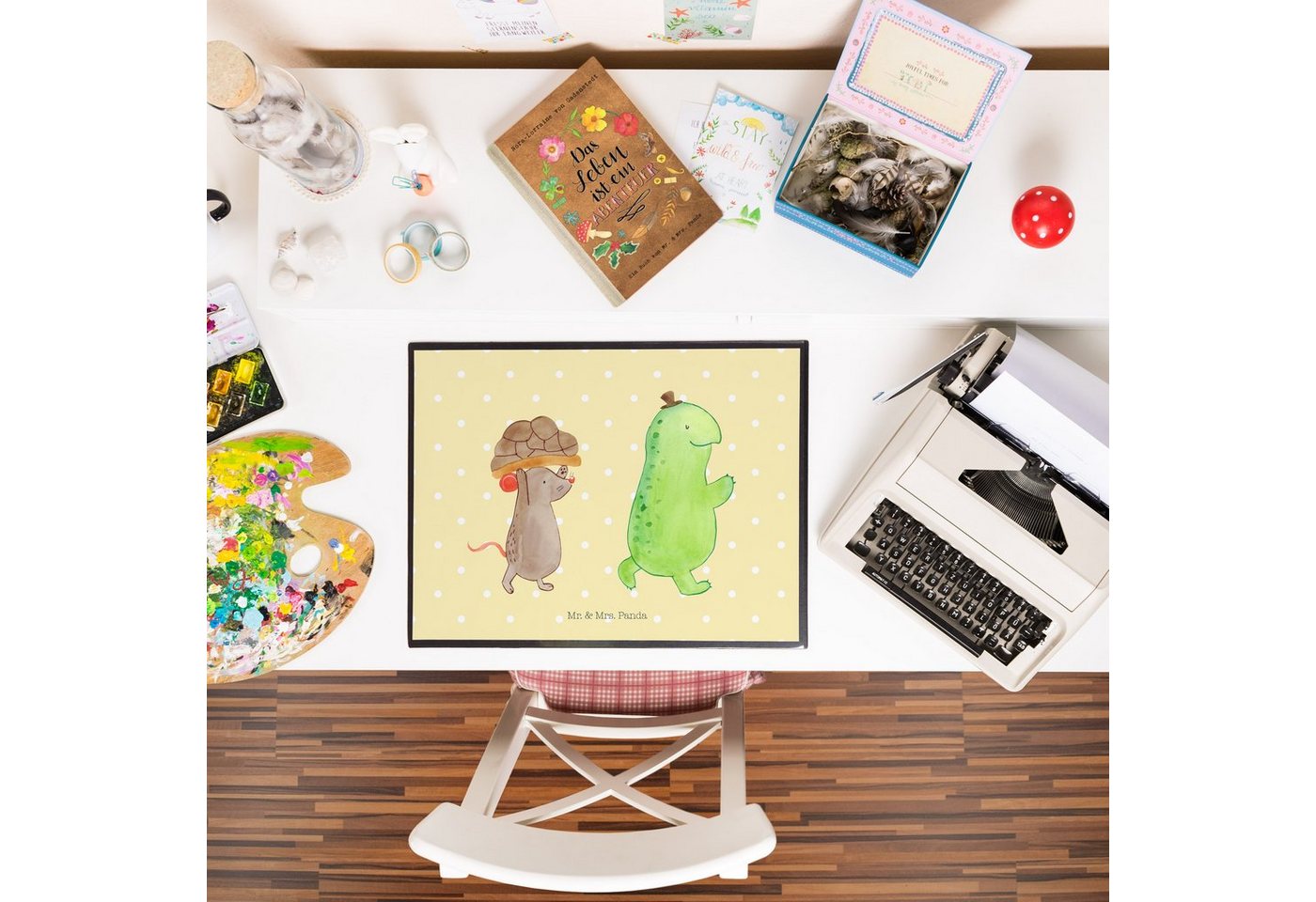 Thumbnail - Mr. & Mrs. Panda Schreibtischunterlage Schildkröte Maus - Gelb Pastell - Geschenk, Büroartikel, Freundinnen, (Packung, 1...